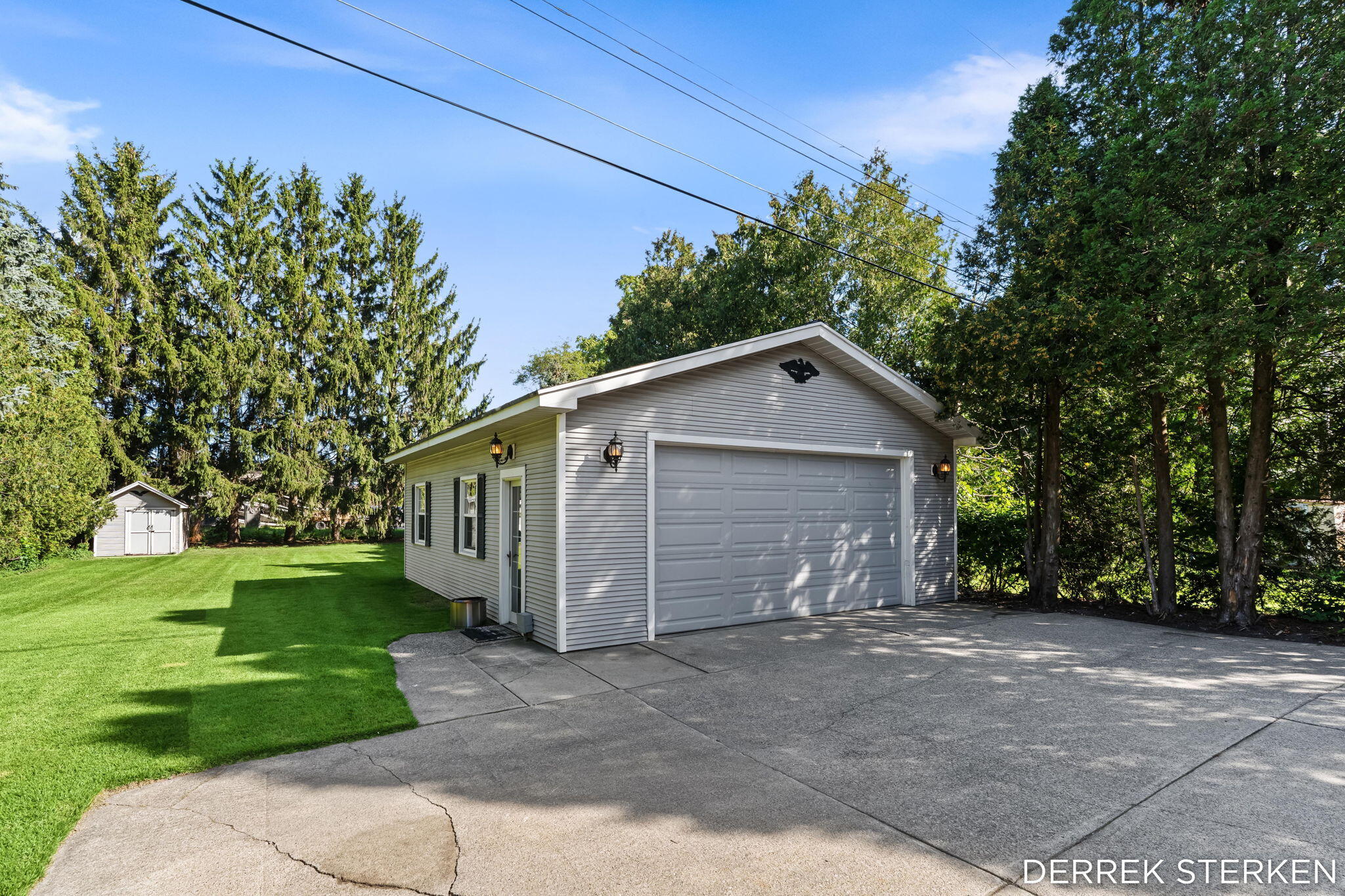 125 W Main Avenue Zeeland MI 49464