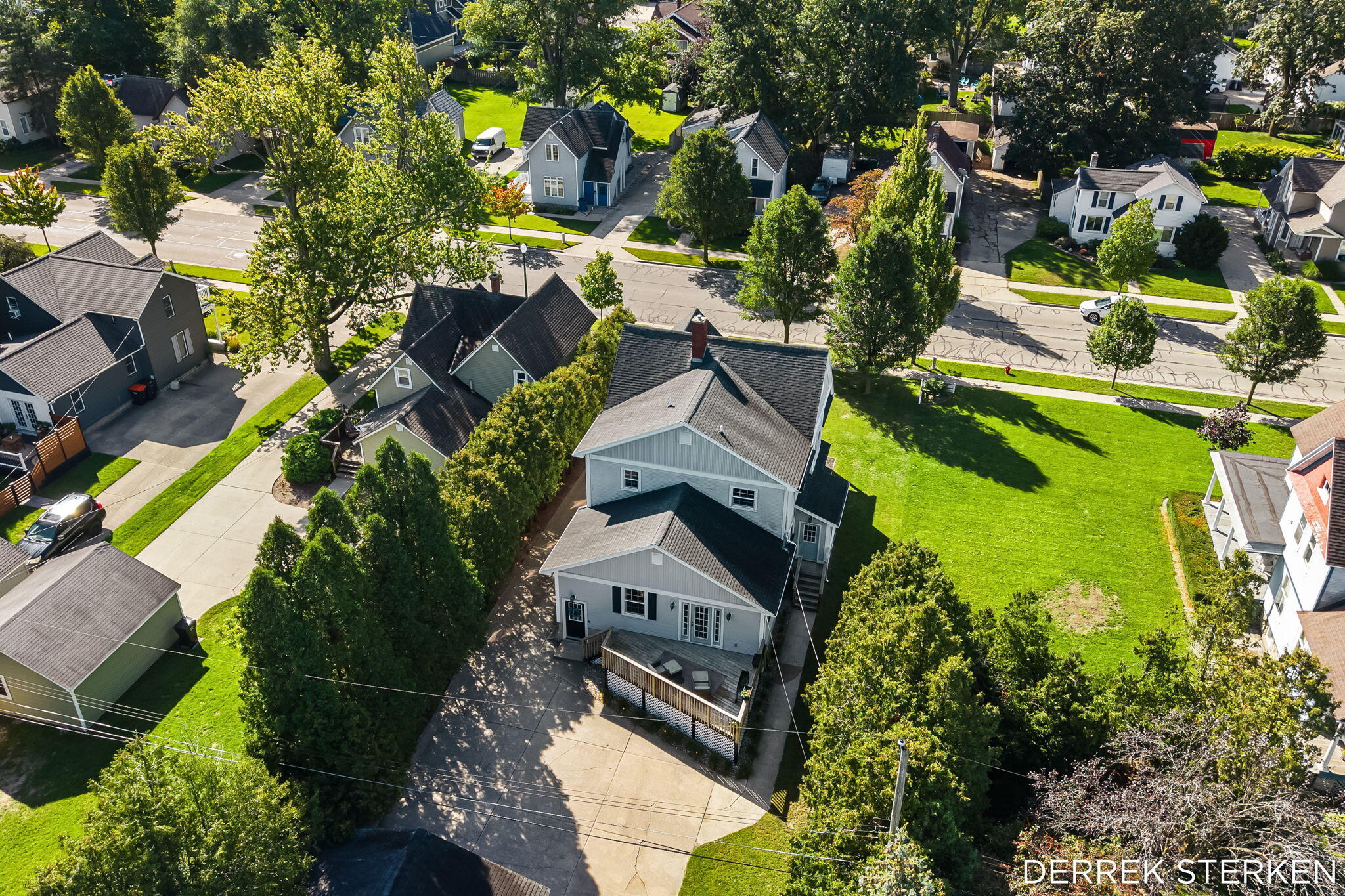 125 W Main Avenue Zeeland MI 49464