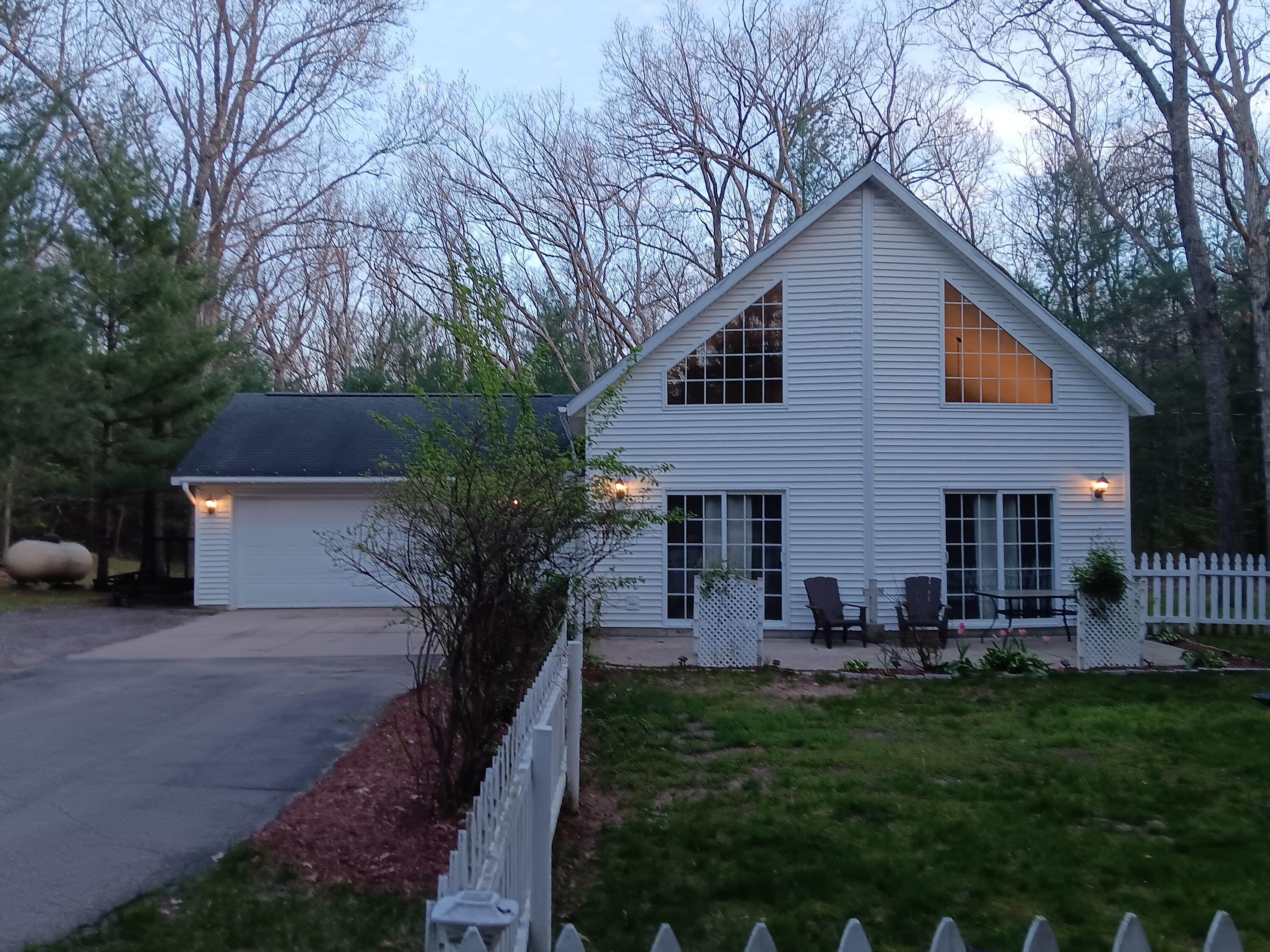 4232 117th Avenue Allegan MI 49010