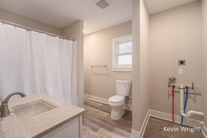 883 Emerson Avenue Muskegon MI 49442