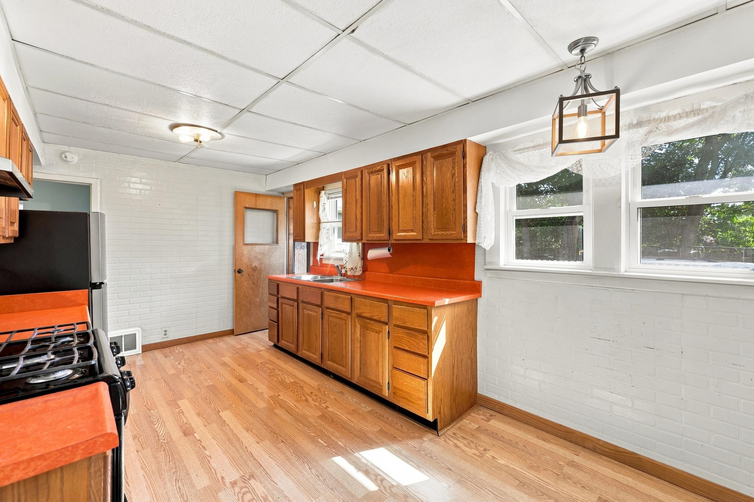 223 Quigley Boulevard SW Grand Rapids MI 49507