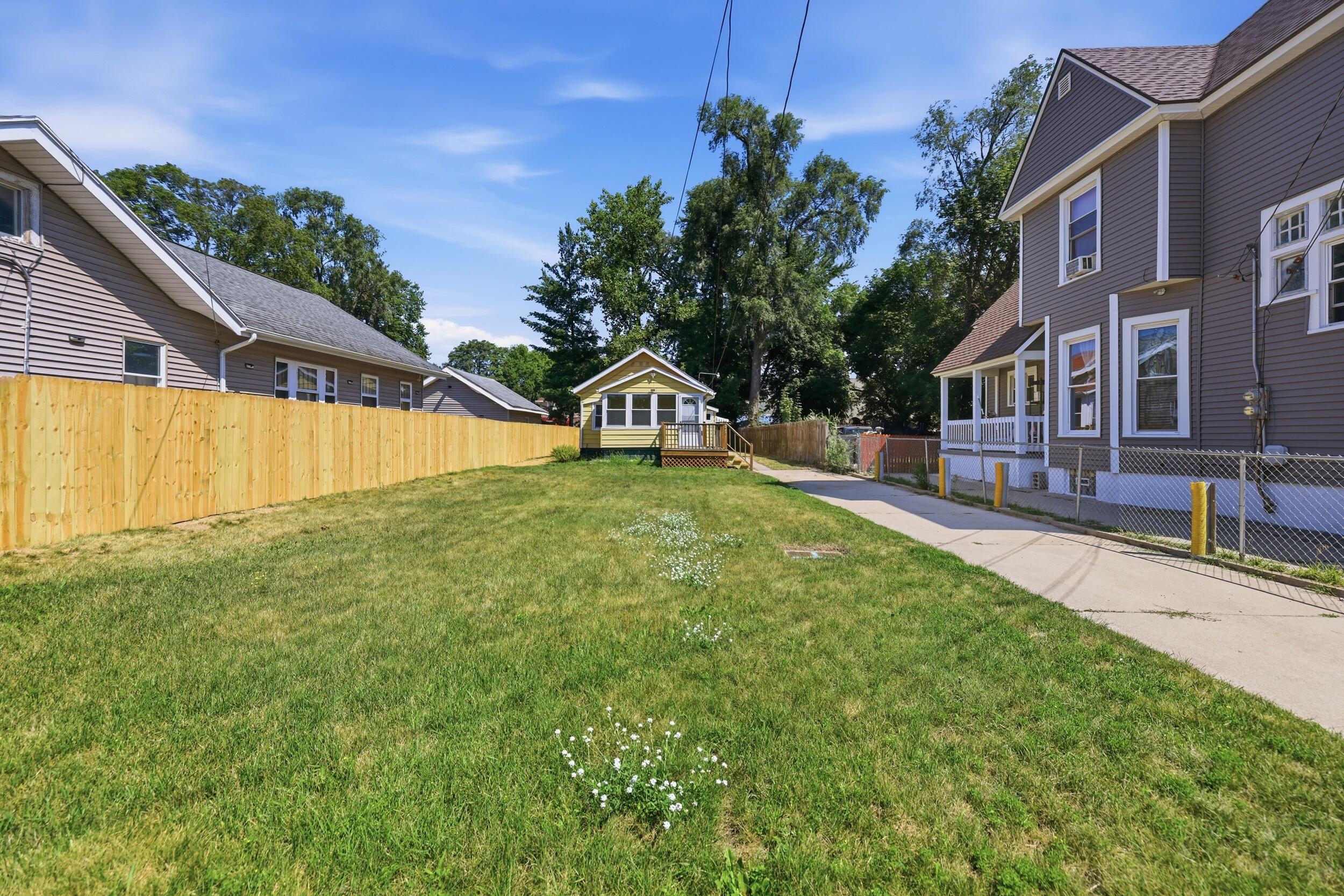 223 Quigley Boulevard SW Grand Rapids MI 49507