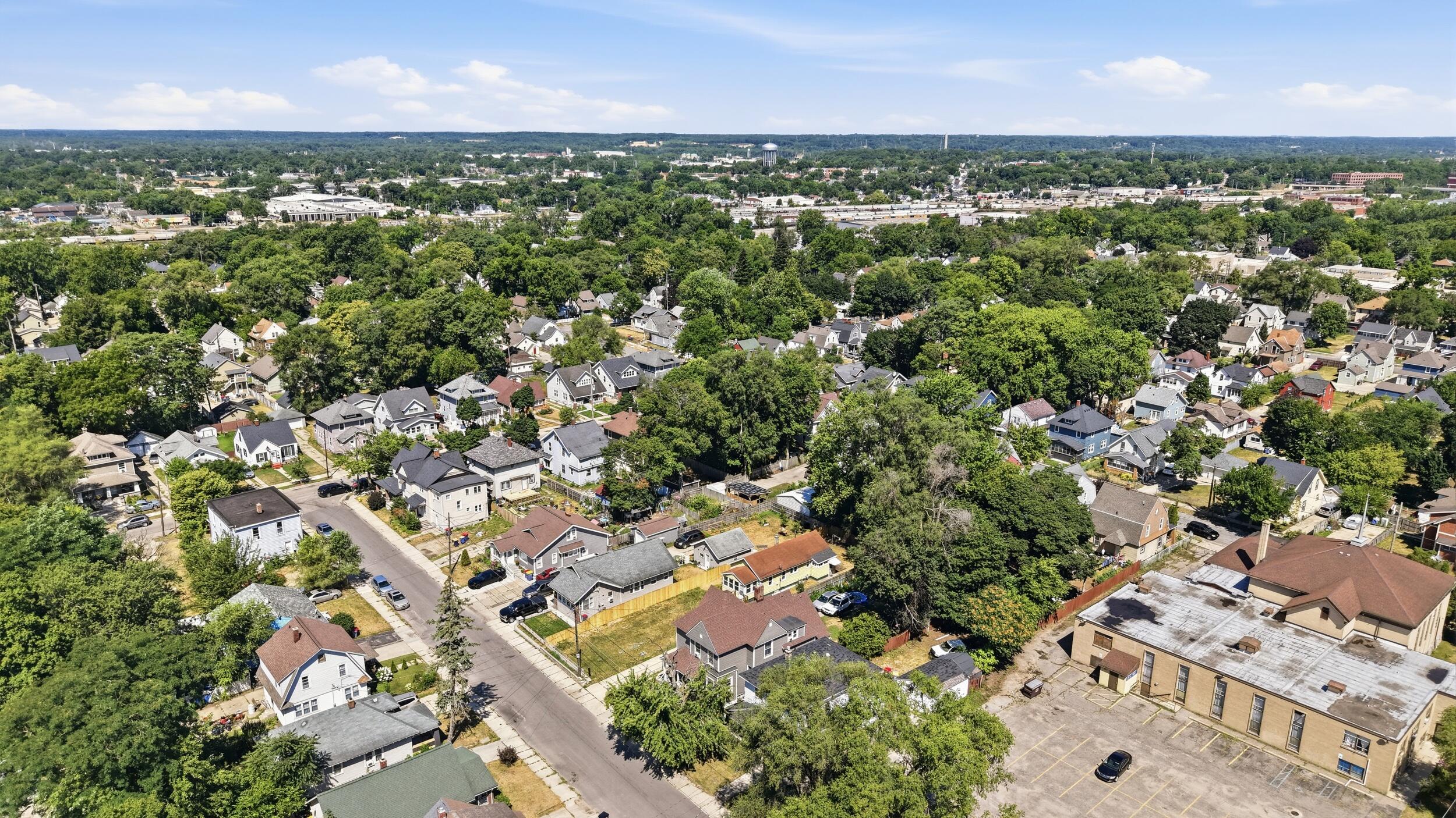 223 Quigley Boulevard SW Grand Rapids MI 49507