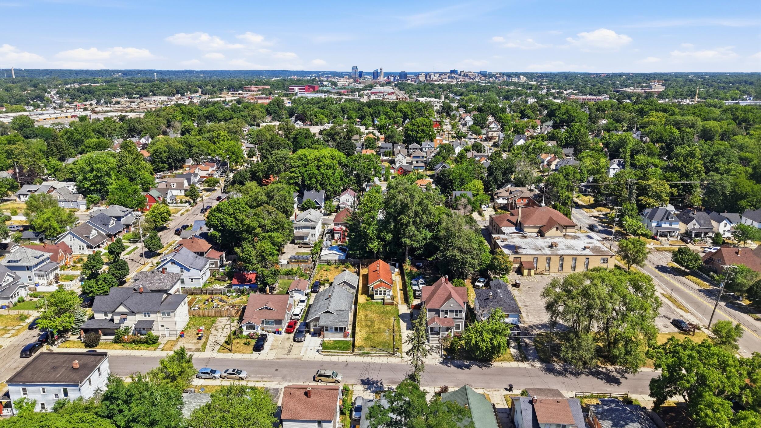 223 Quigley Boulevard SW Grand Rapids MI 49507