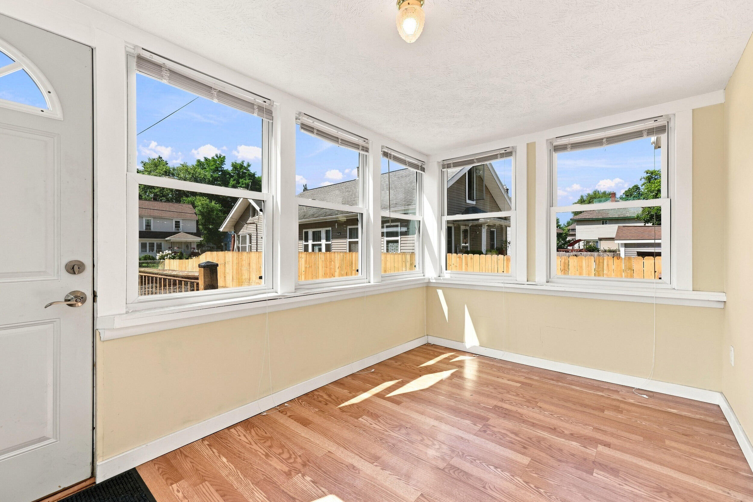 223 Quigley Boulevard SW Grand Rapids MI 49507
