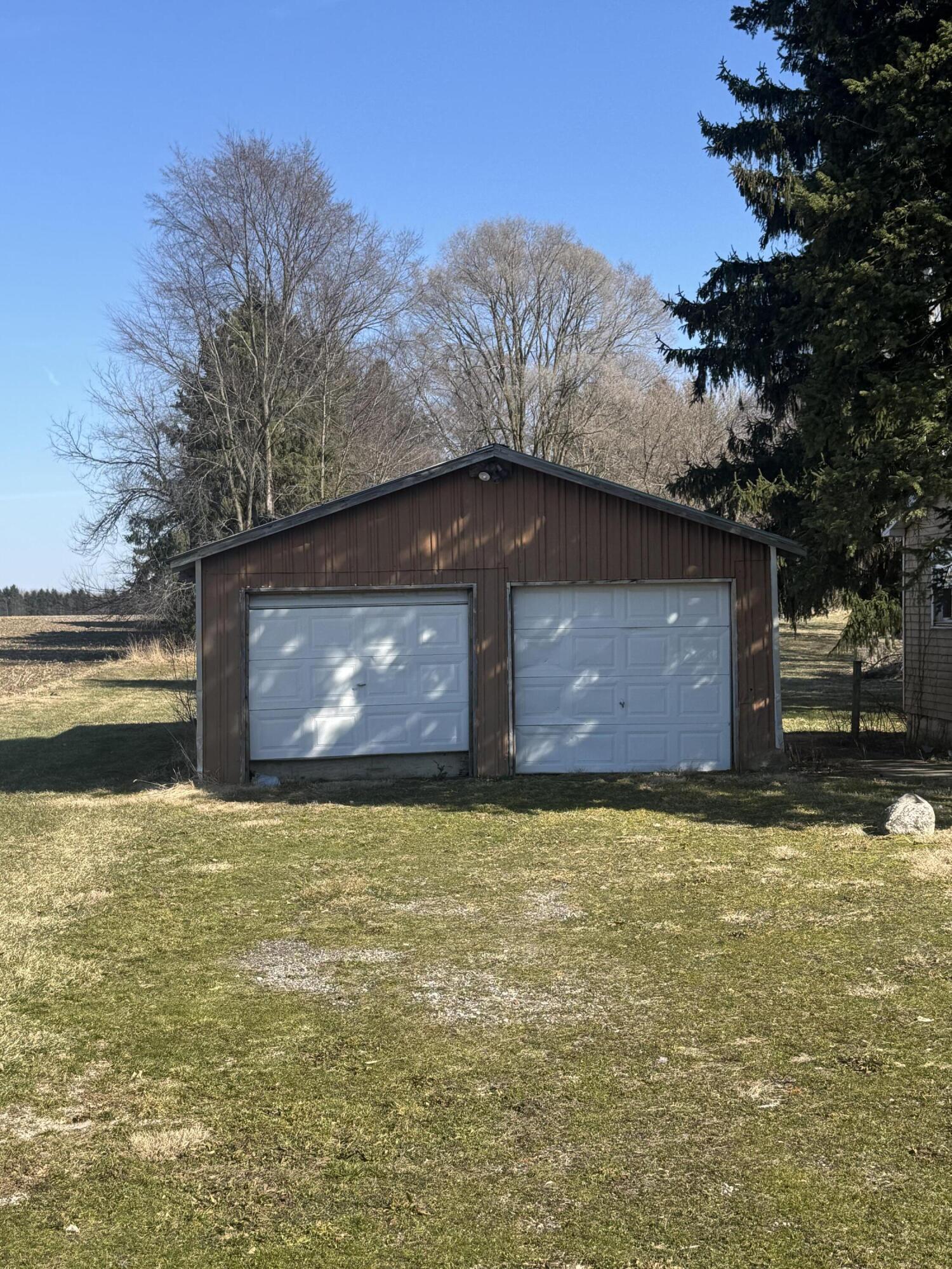 31004 Middle Crossing Road Dowagiac MI 49047