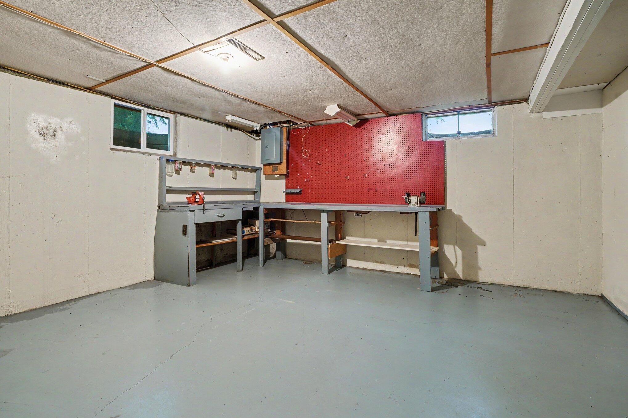 519 Claremont Street Buchanan MI 49107