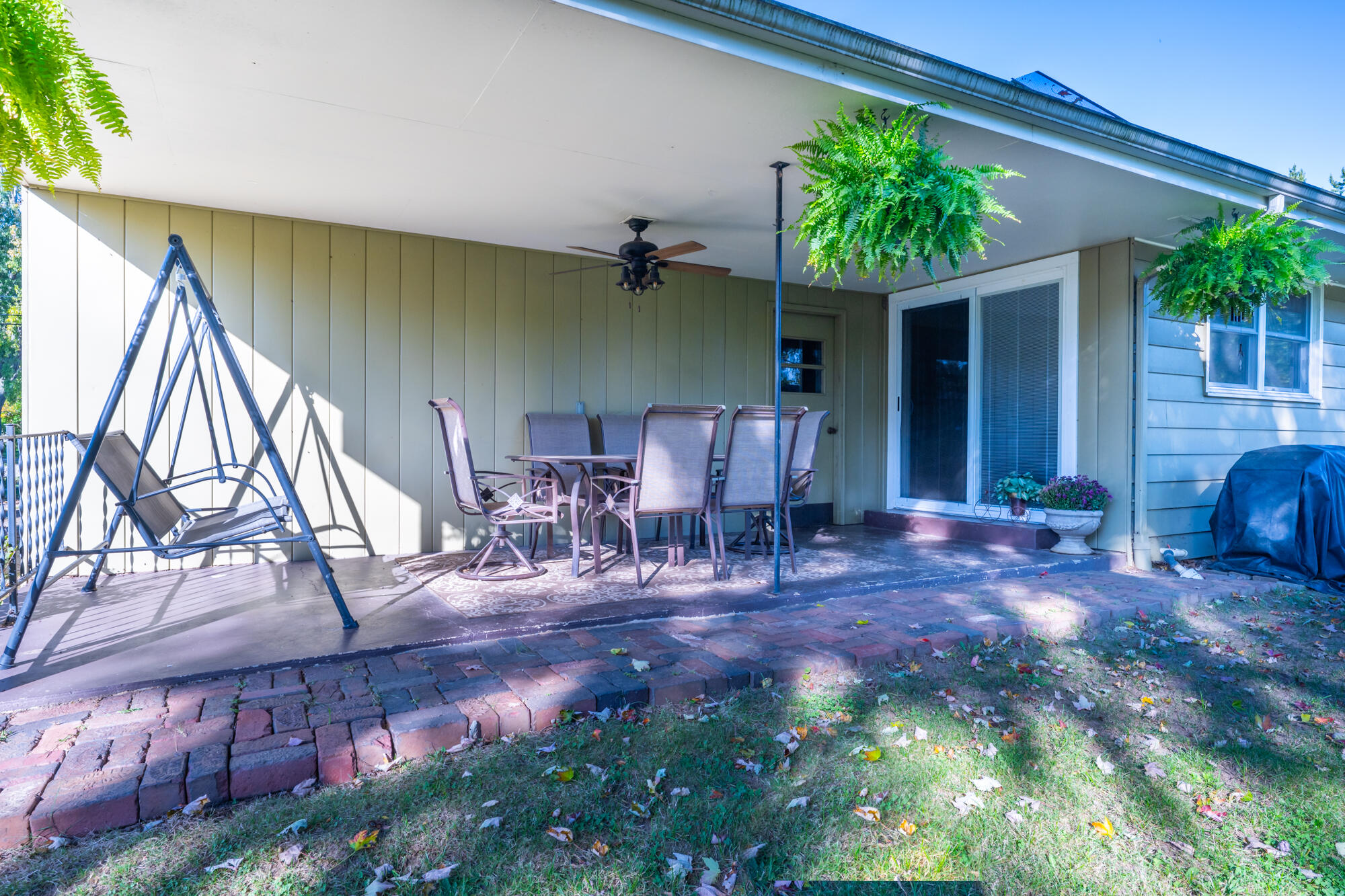 465 S West Street Coloma MI 49038