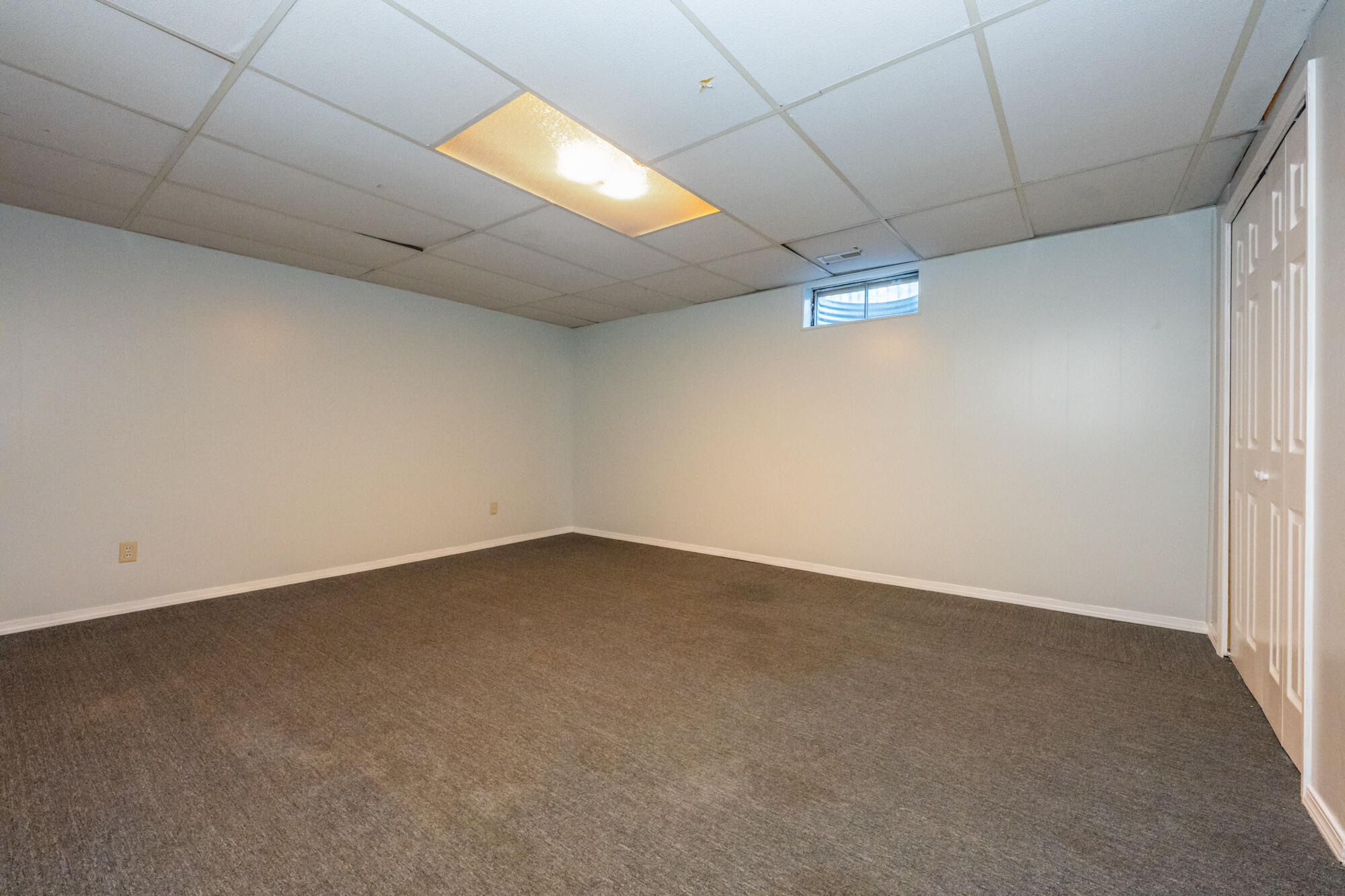465 S West Street Coloma MI 49038