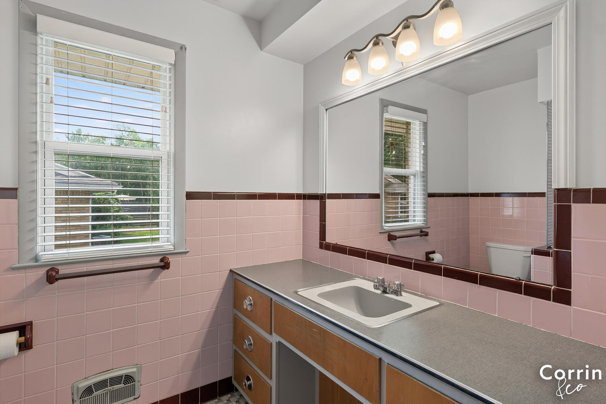 2741 Plainfield Avenue NE Grand Rapids MI 49505