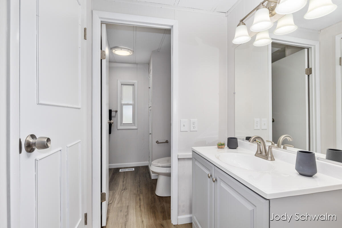 7129 Eldred Avenue NE Rockford MI 49341