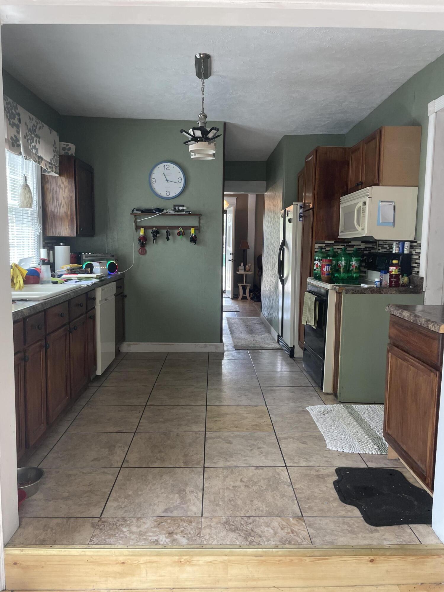 306 W Telegraph Street Dowagiac MI 49047