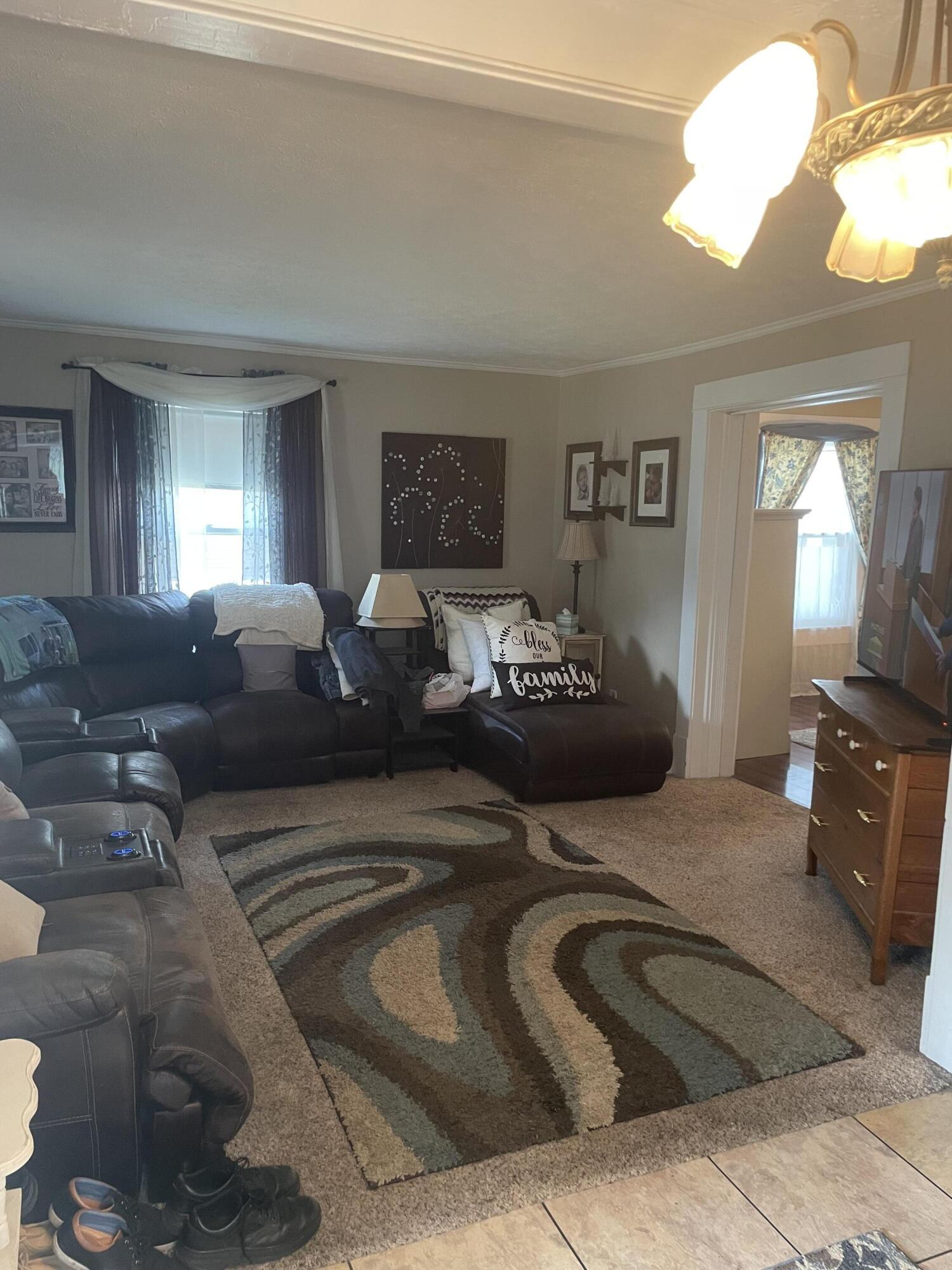 306 W Telegraph Street Dowagiac MI 49047