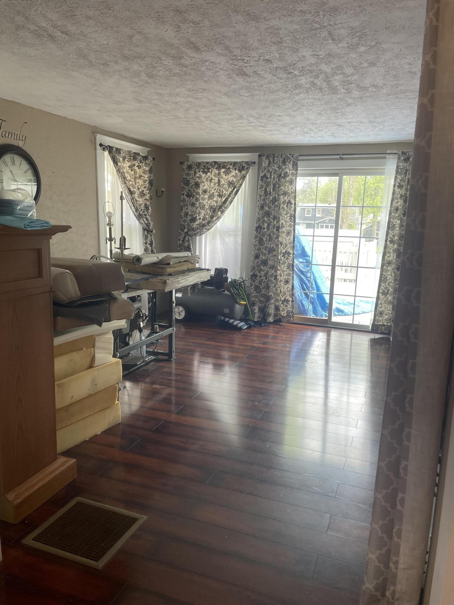306 W Telegraph Street Dowagiac MI 49047