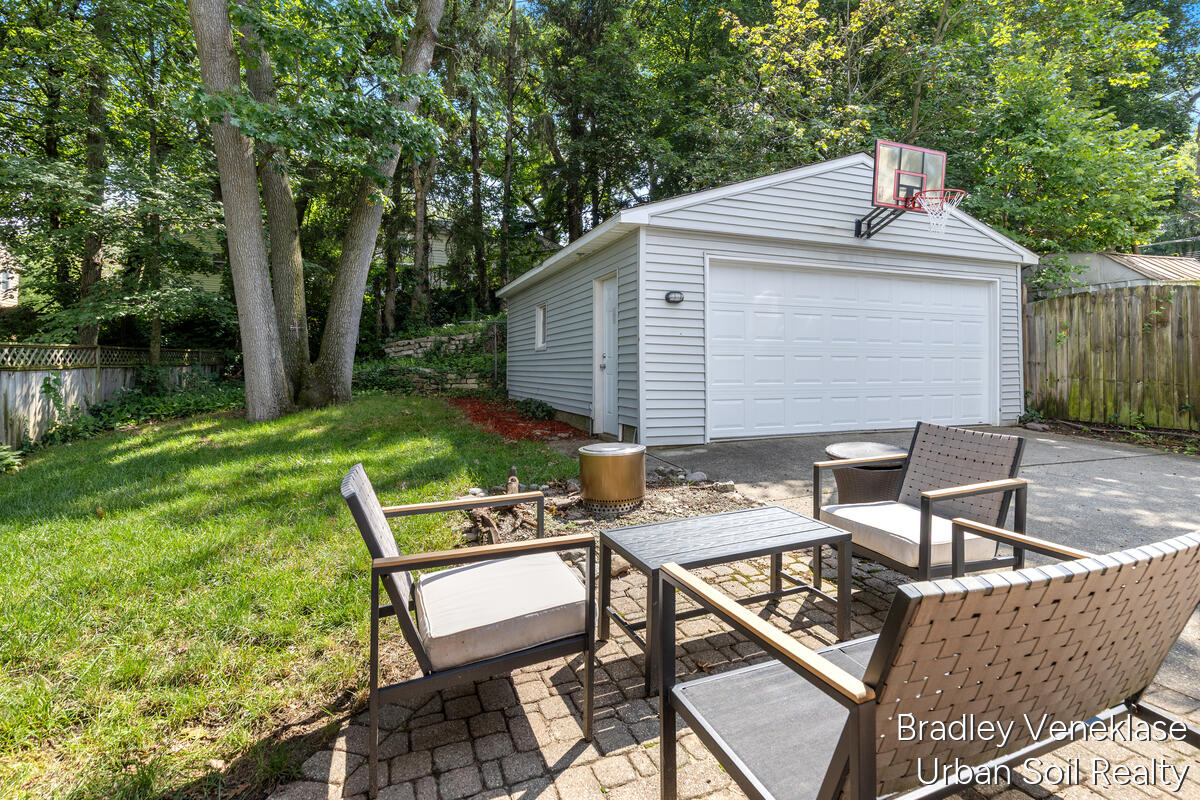 1336 Philadelphia Avenue SE Grand Rapids MI 49506