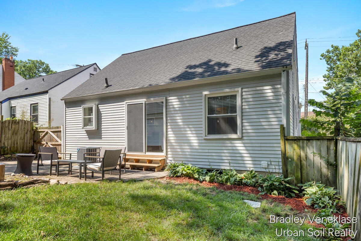 1336 Philadelphia Avenue SE Grand Rapids MI 49506