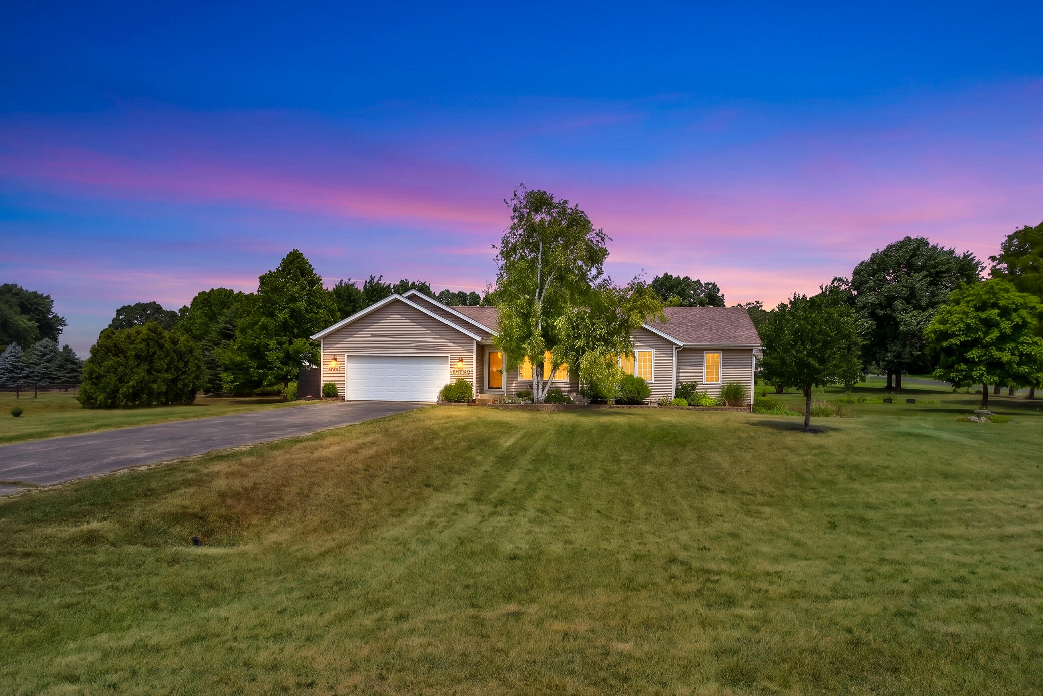 6935 Brow-myer Drive NE Rockford MI 49341