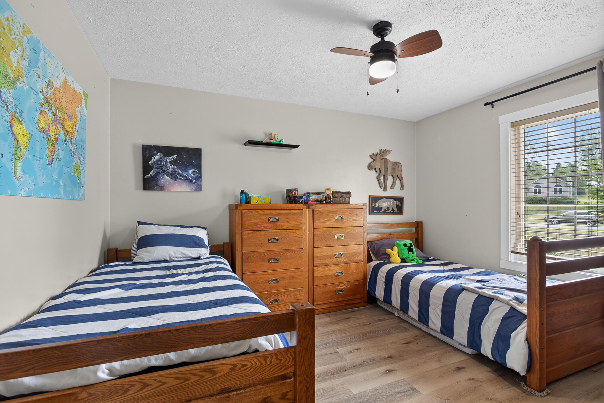 6935 Brow-myer Drive NE Rockford MI 49341