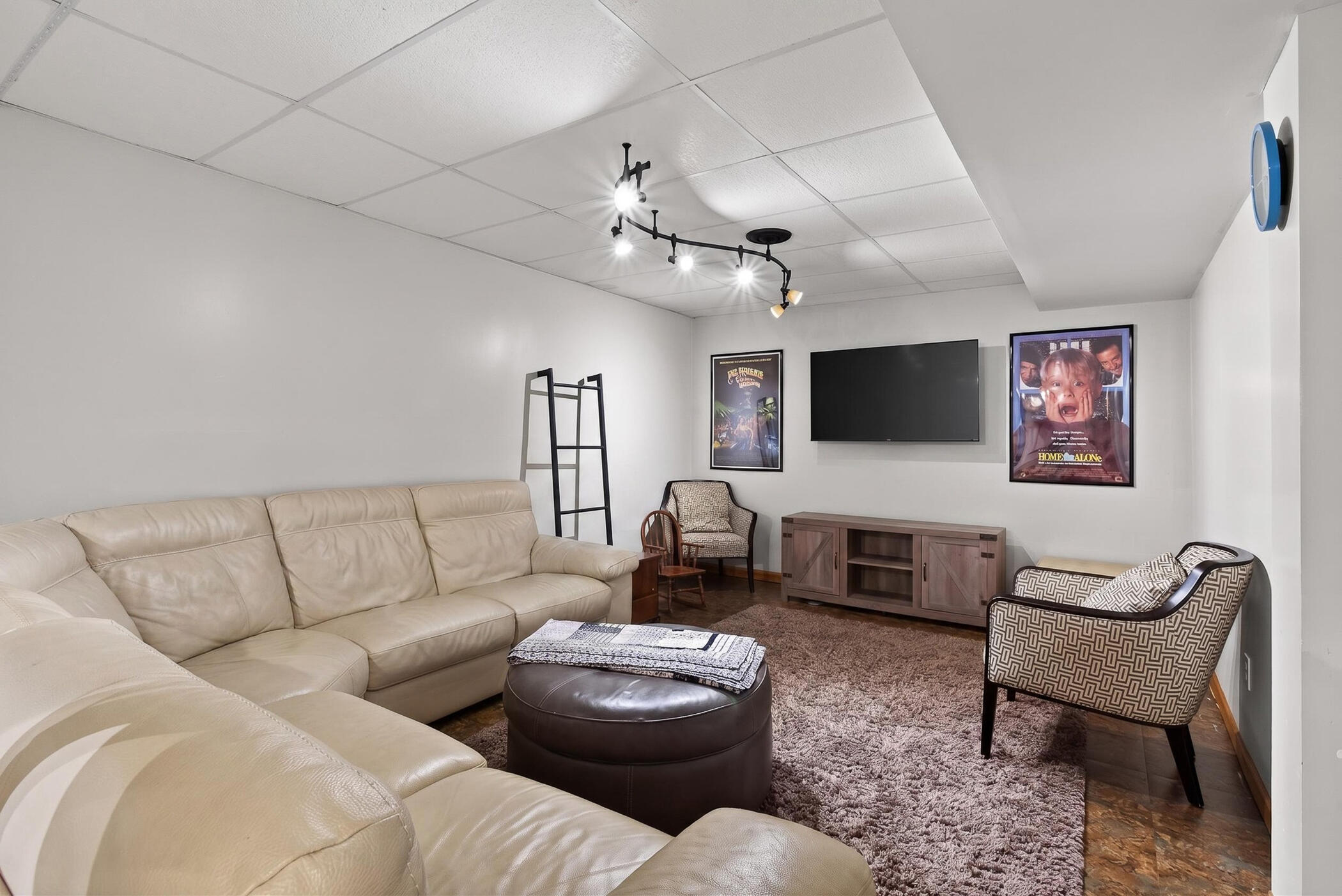 6935 Brow-myer Drive NE Rockford MI 49341