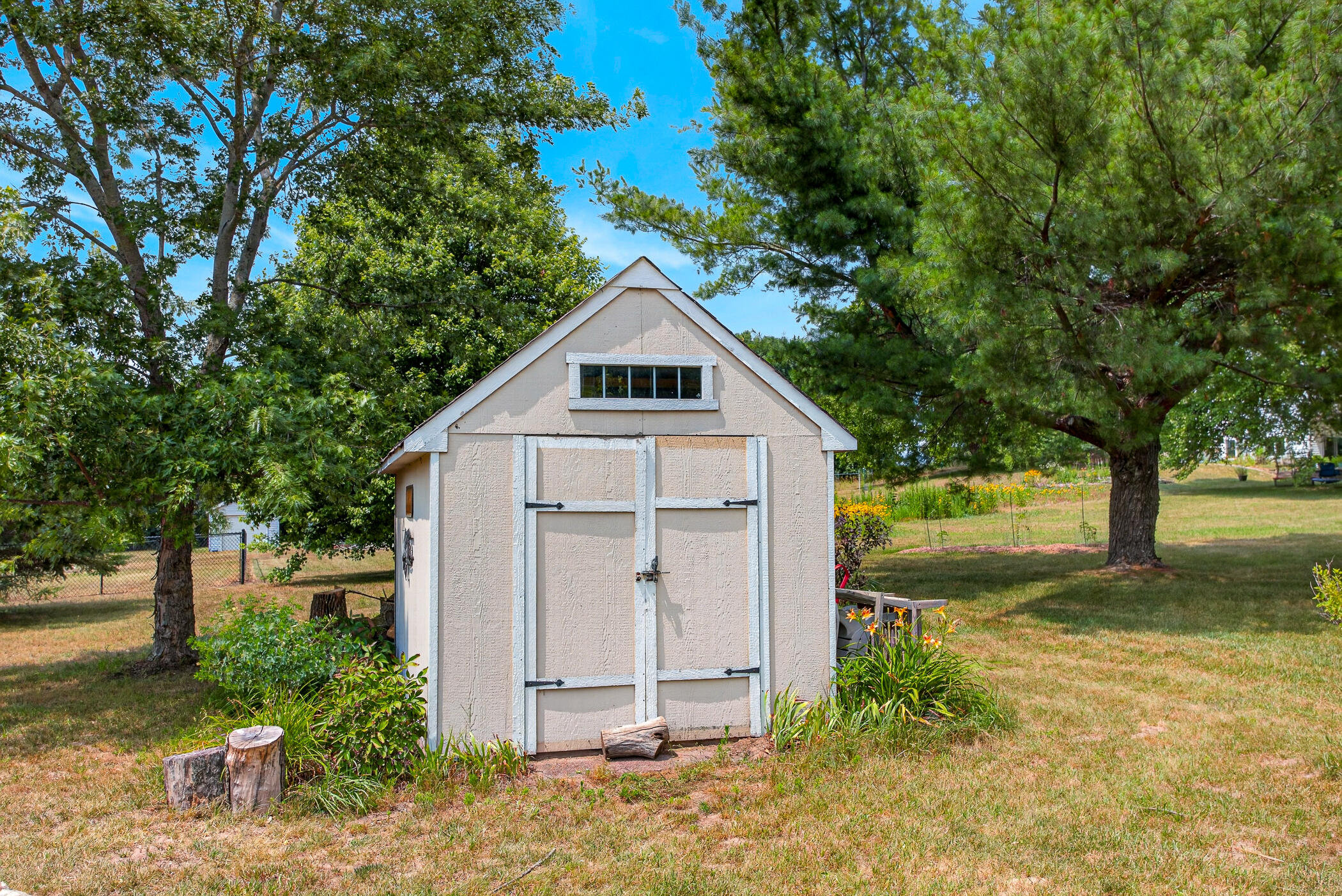 6935 Brow-myer Drive NE Rockford MI 49341