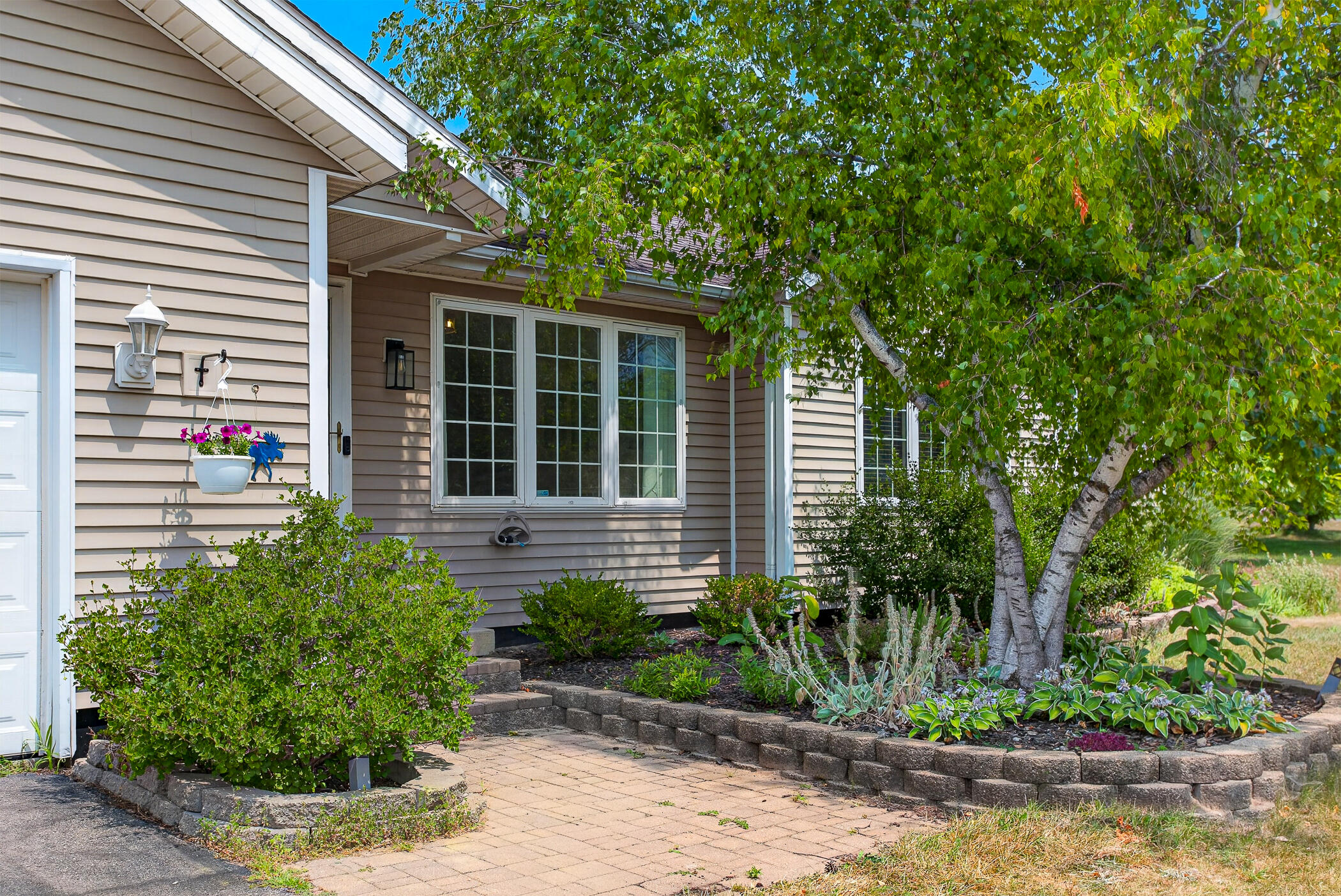 6935 Brow-myer Drive NE Rockford MI 49341
