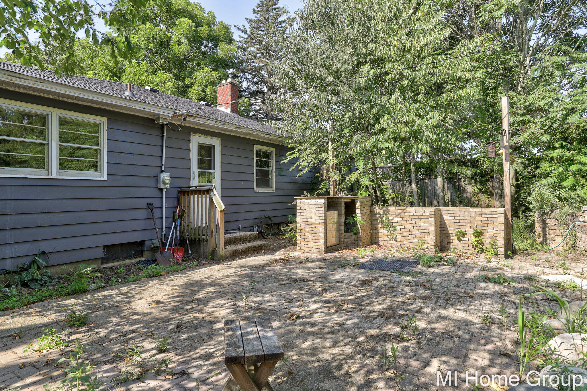 252 Thomas Street Allegan MI 49010