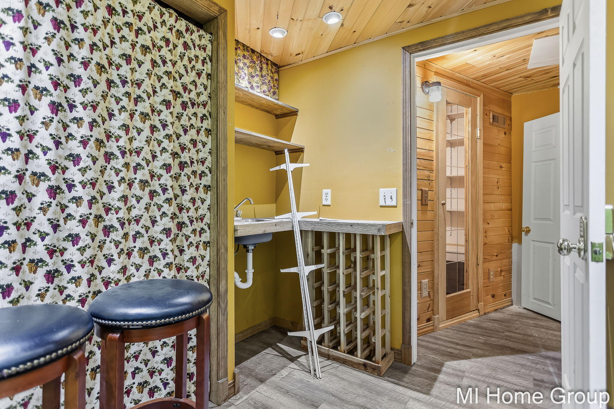 252 Thomas Street Allegan MI 49010
