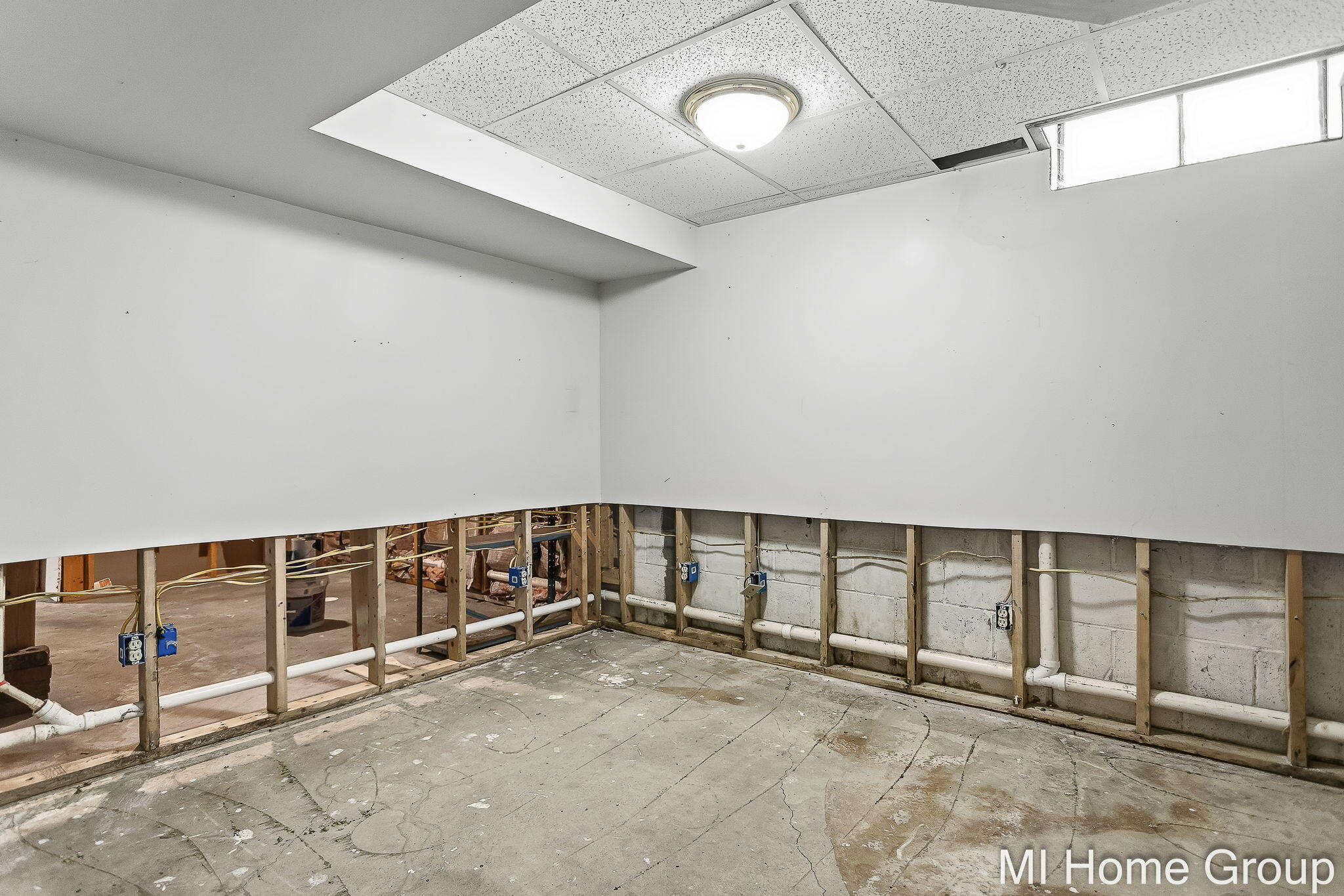 252 Thomas Street Allegan MI 49010