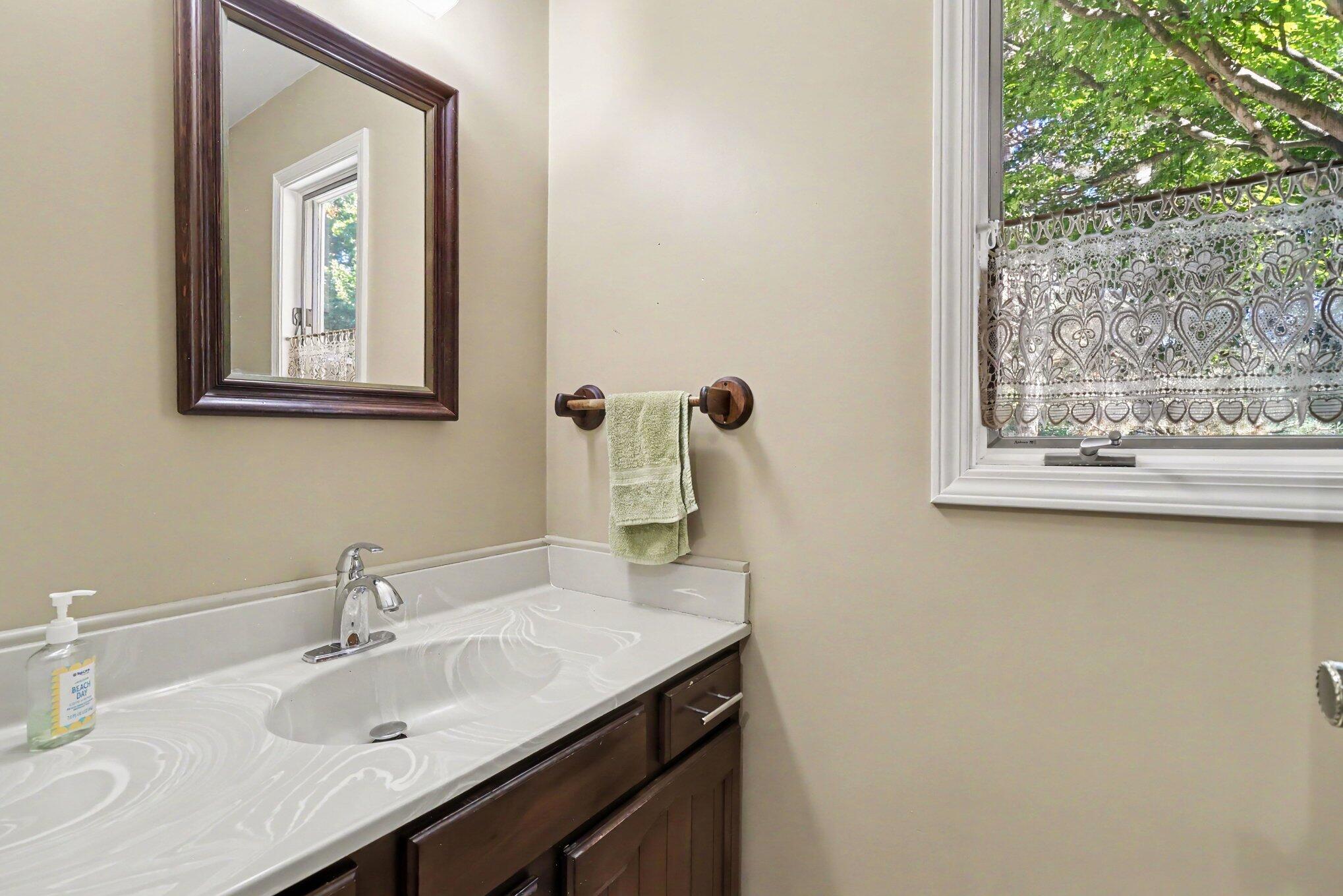 603 Beechwood Drive Allegan MI 49010