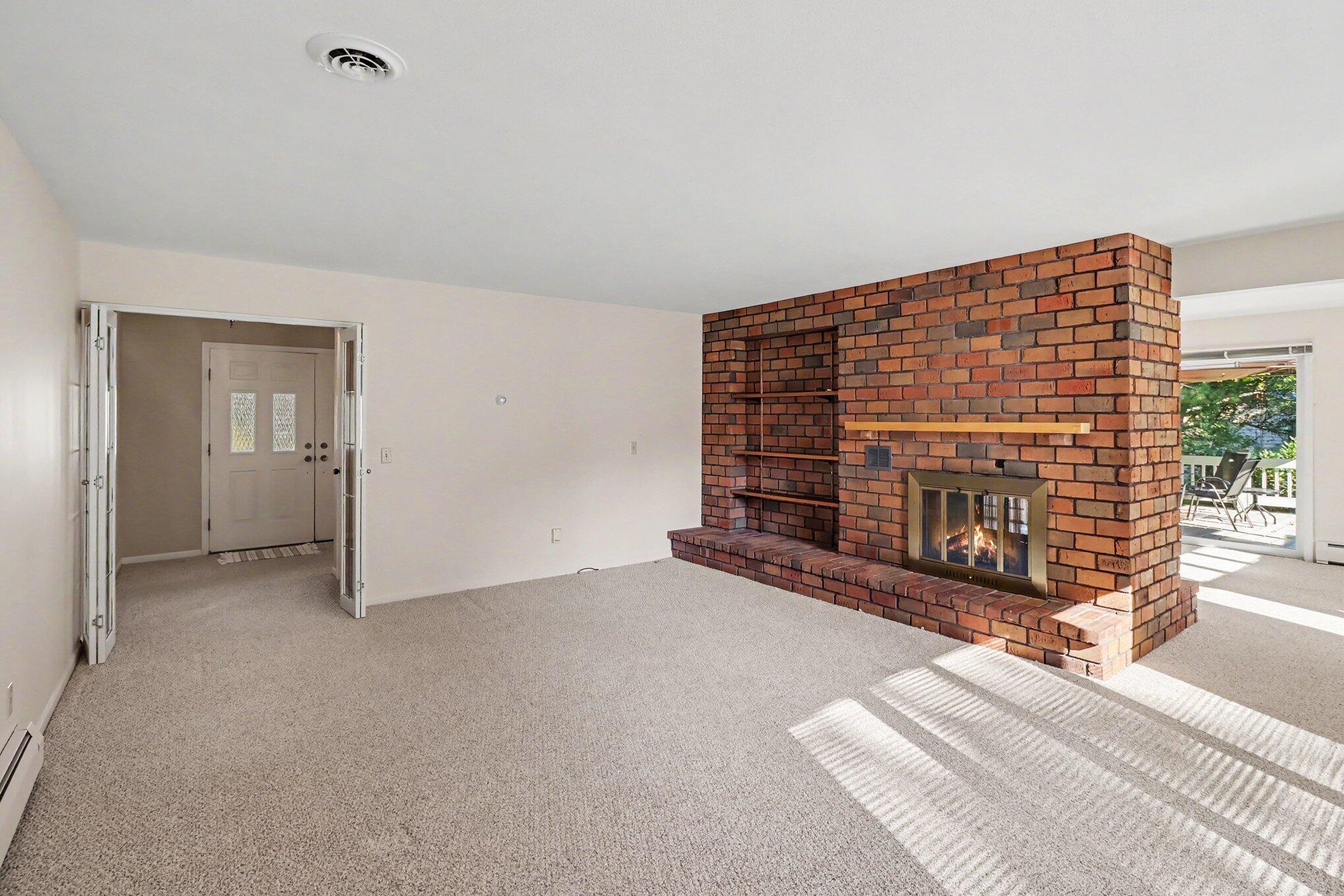 603 Beechwood Drive Allegan MI 49010
