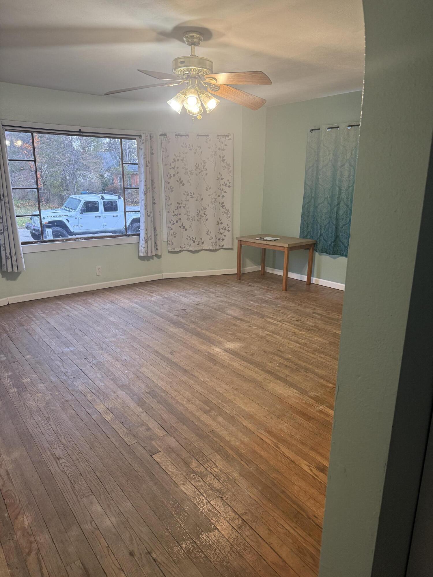 428 Orchard Avenue Muskegon MI 49442