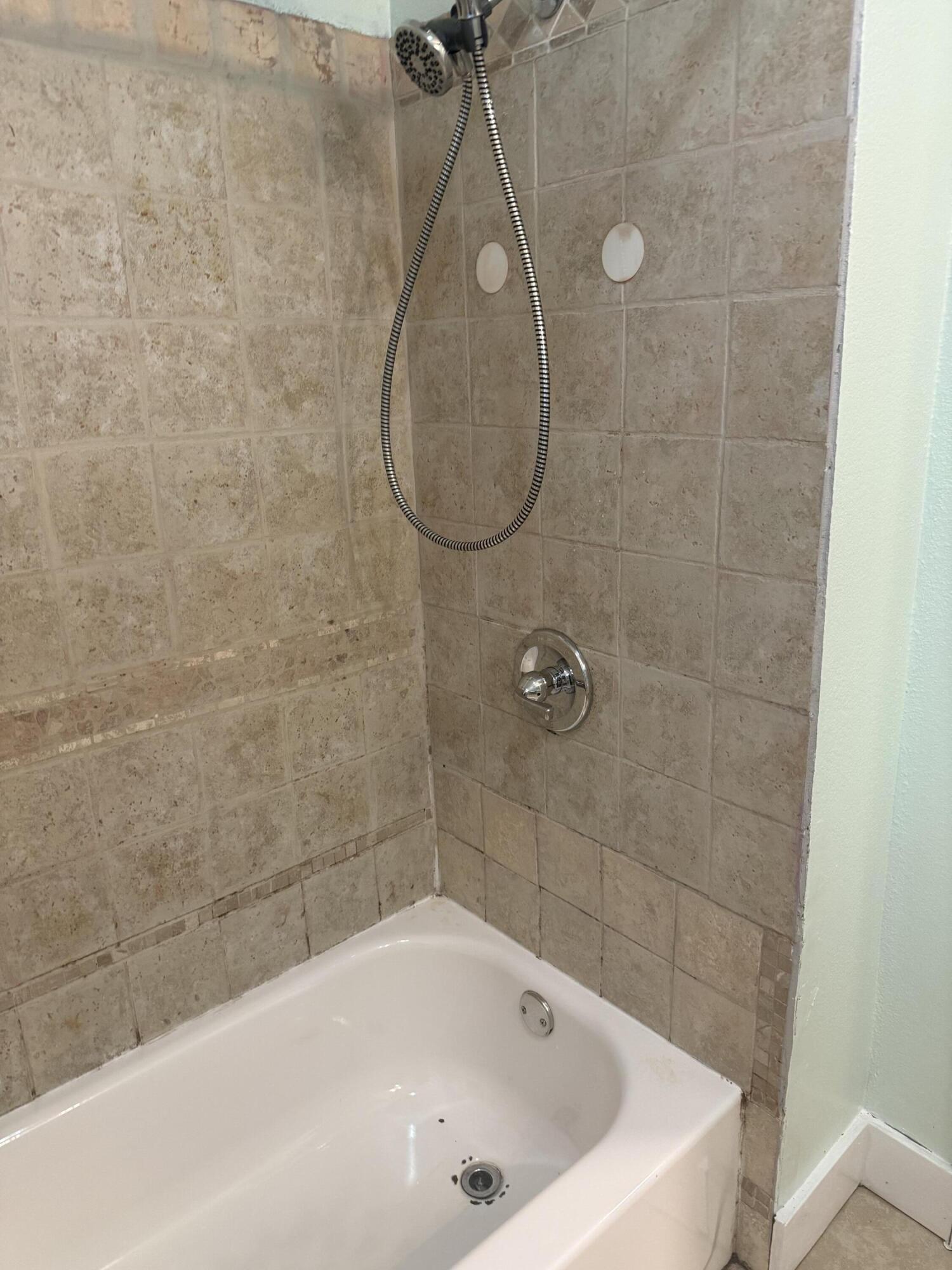 428 Orchard Avenue Muskegon MI 49442