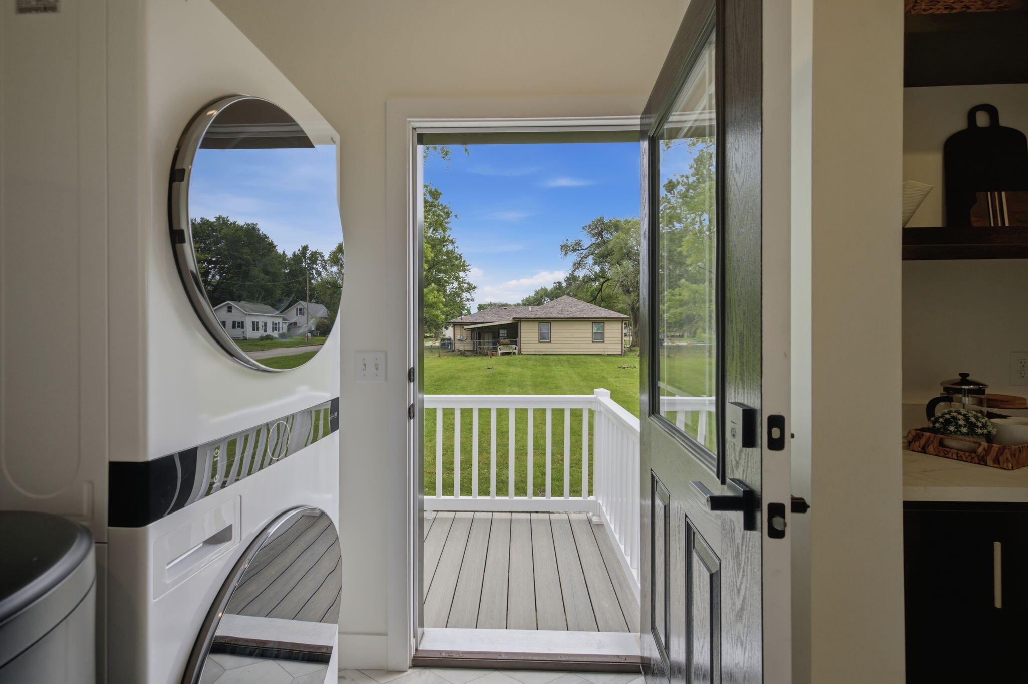 407 Sherwood Avenue Three Oaks MI 49128