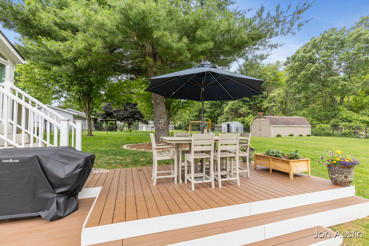 6323 Longacre Street NE Rockford MI 49341
