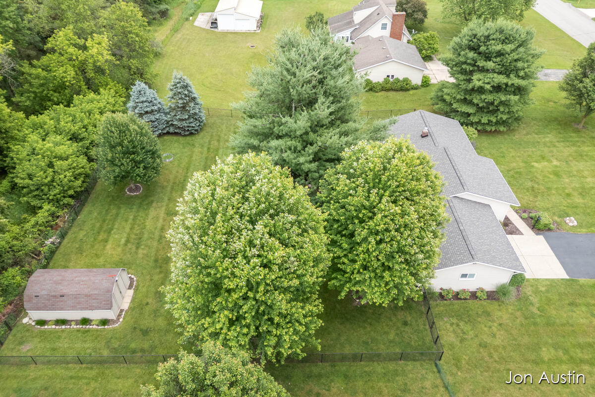 6323 Longacre Street NE Rockford MI 49341