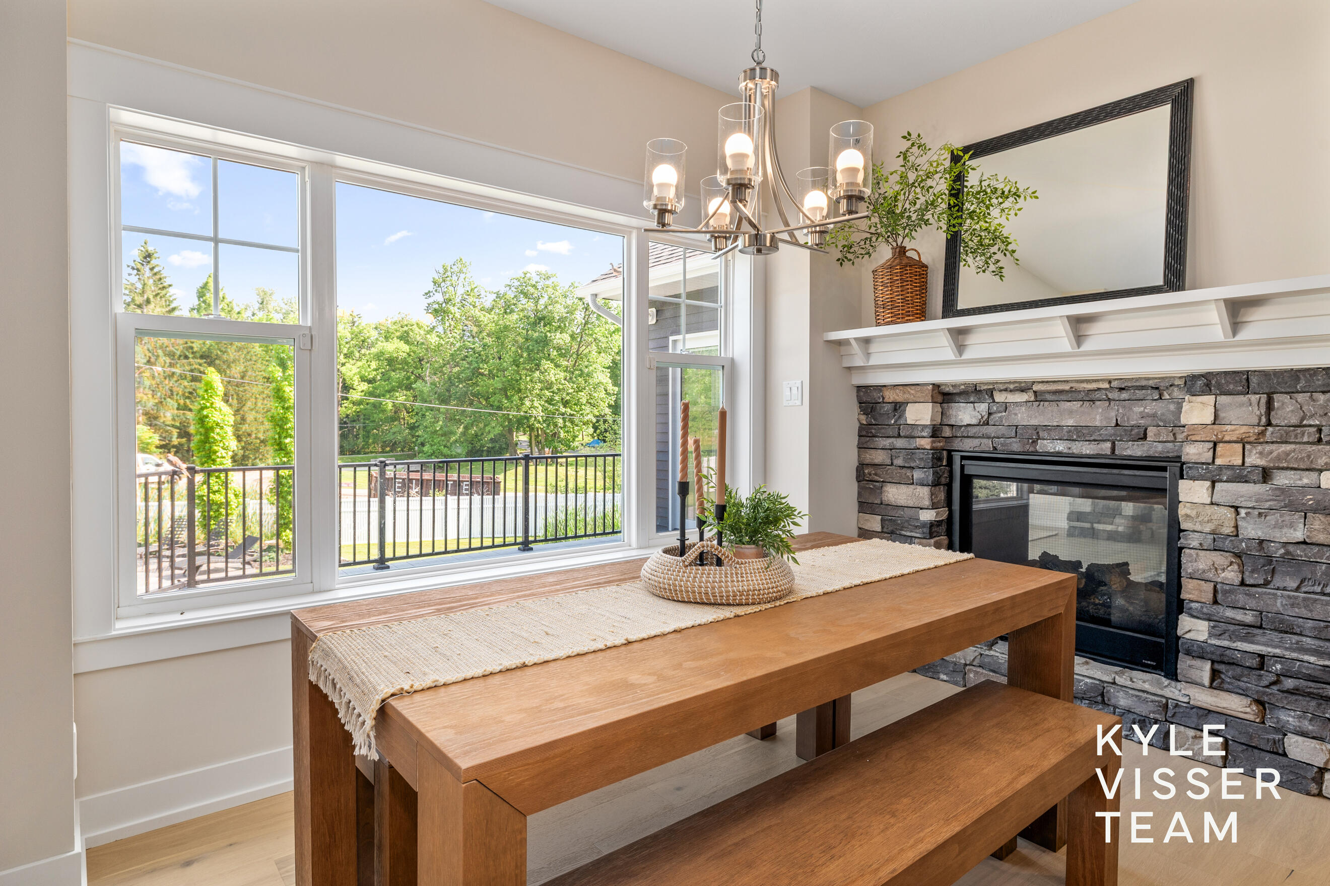 69 Lakeside Drive SE Grand Rapids MI 49506