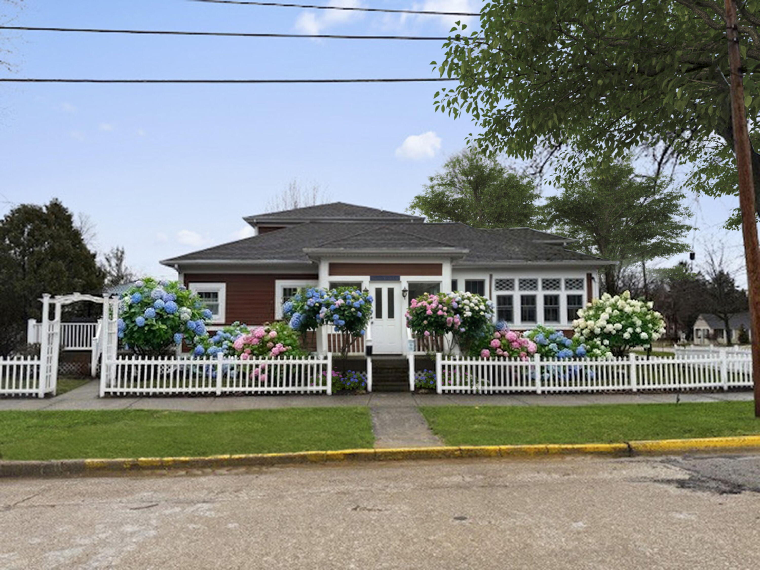 202 Oak Street South Haven MI 49090