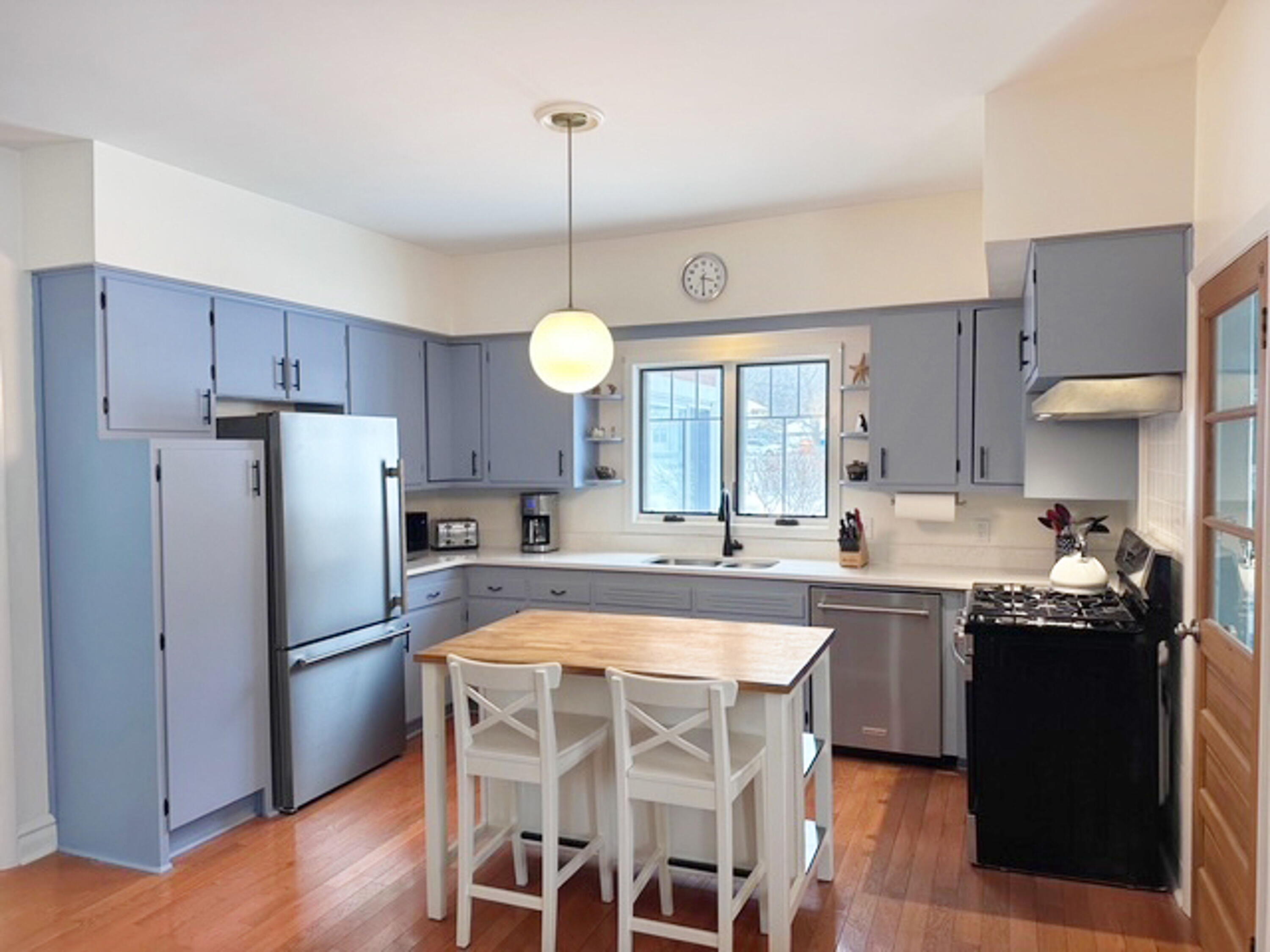 202 Oak Street South Haven MI 49090