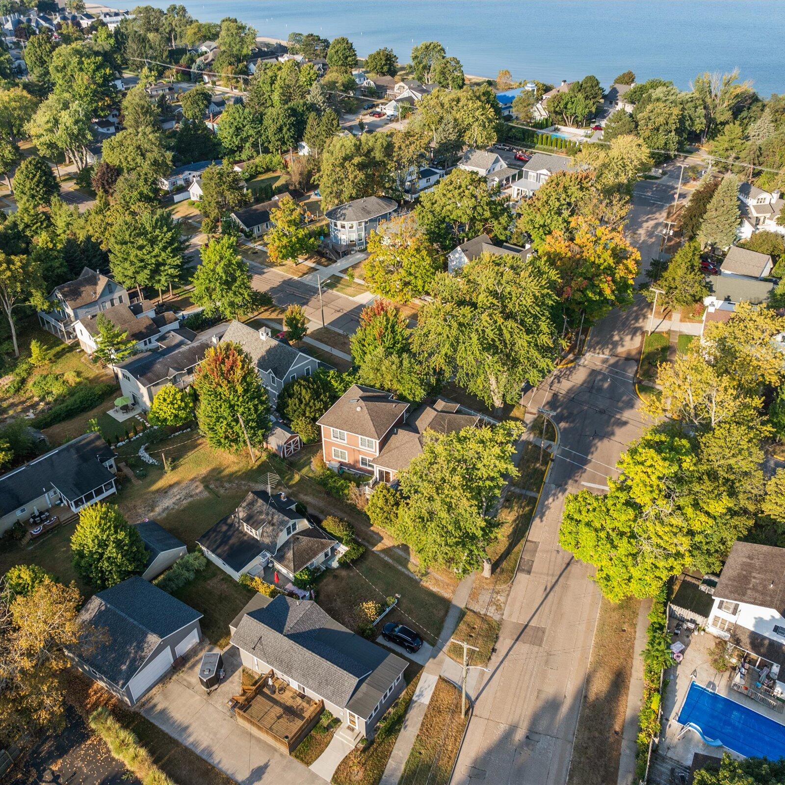 202 Oak Street South Haven MI 49090