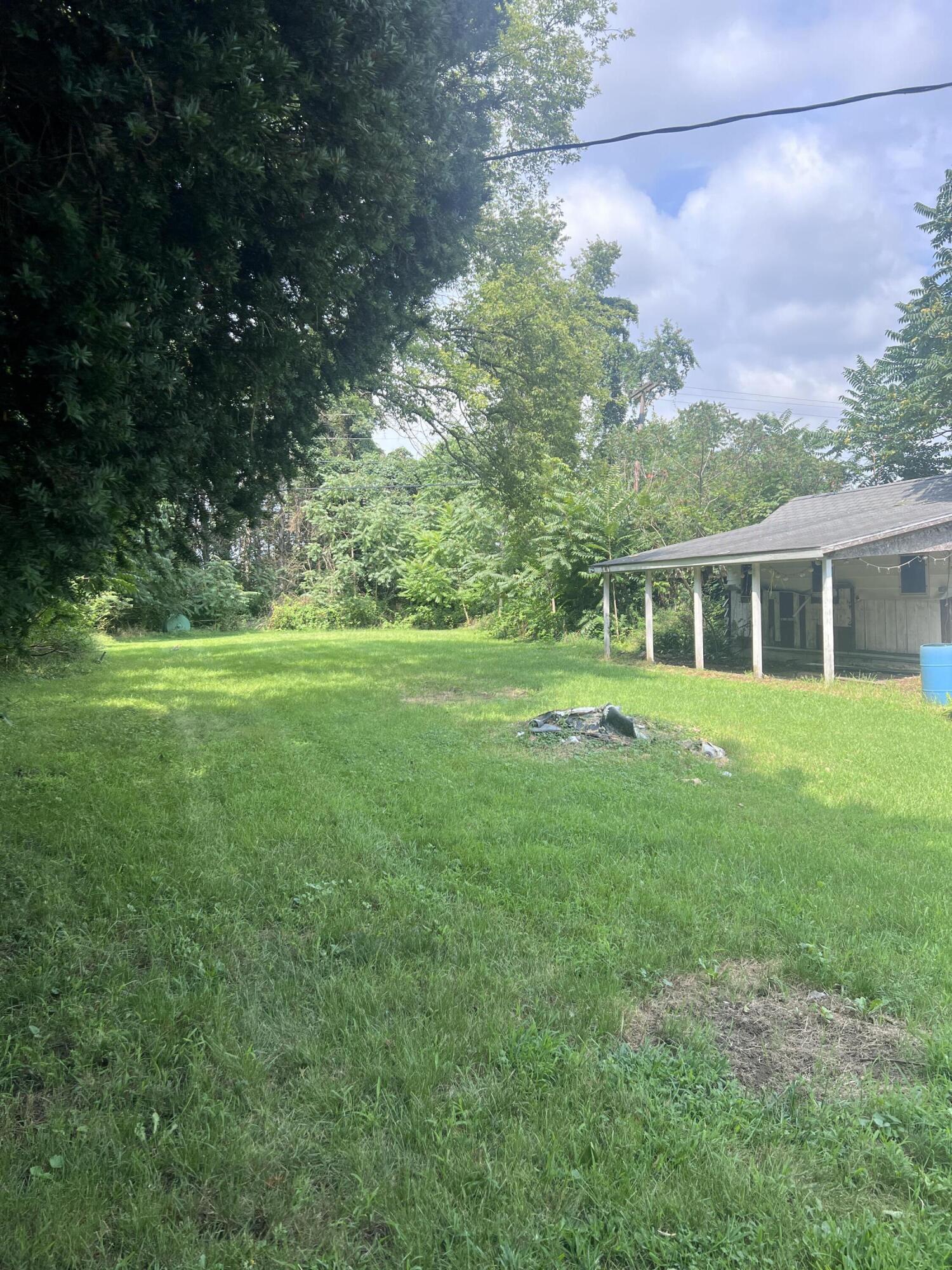 703 E Front Street Buchanan MI 49107