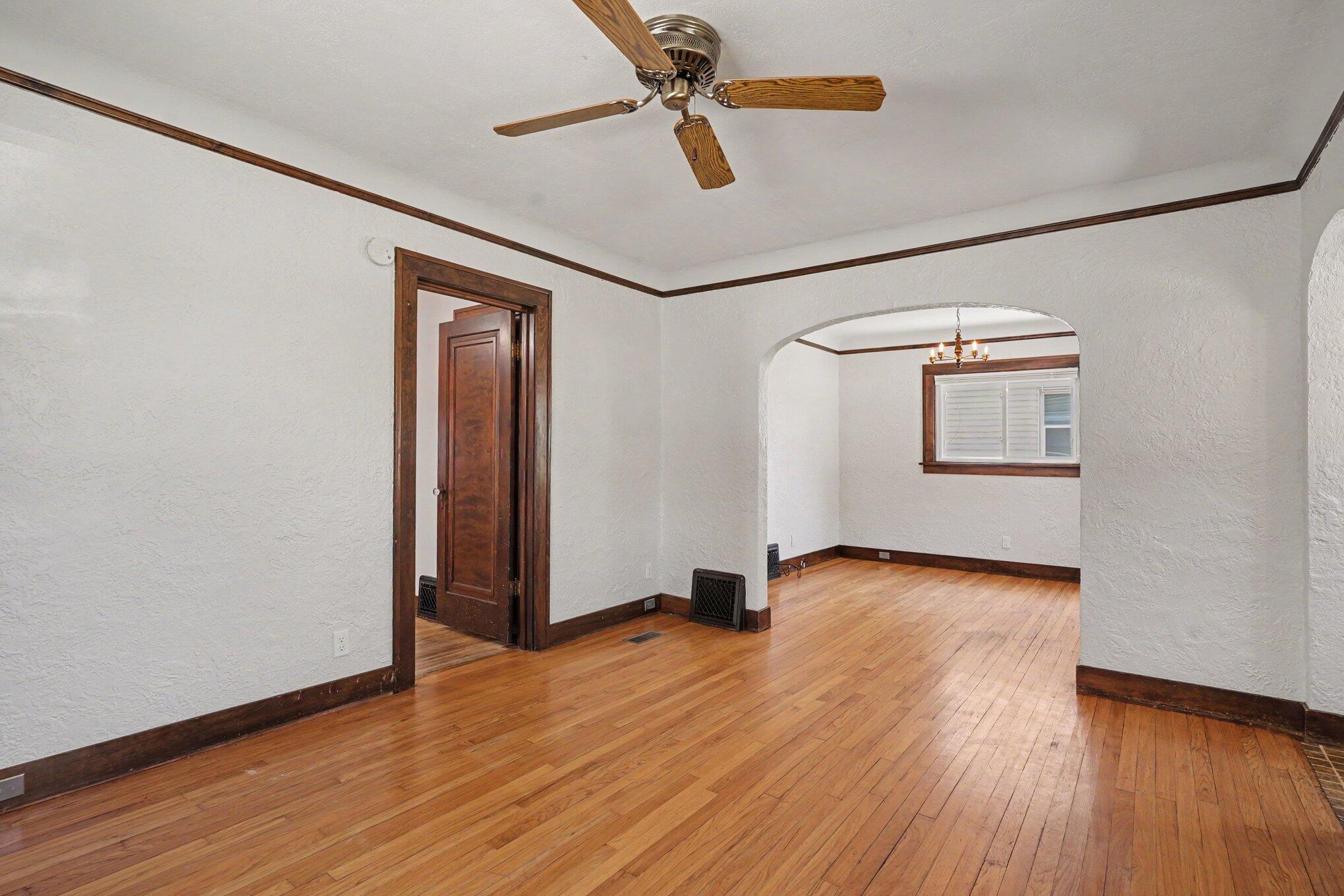 194 W 20th Street Holland MI 49423