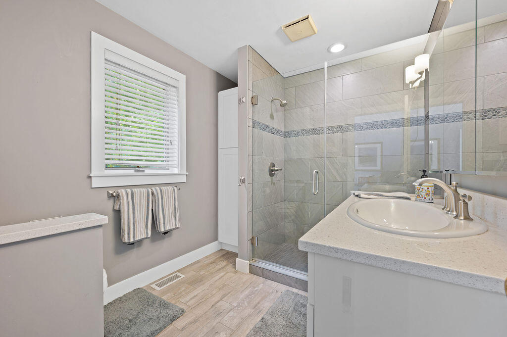 1140 Edgewater Terrace South Haven MI 49090