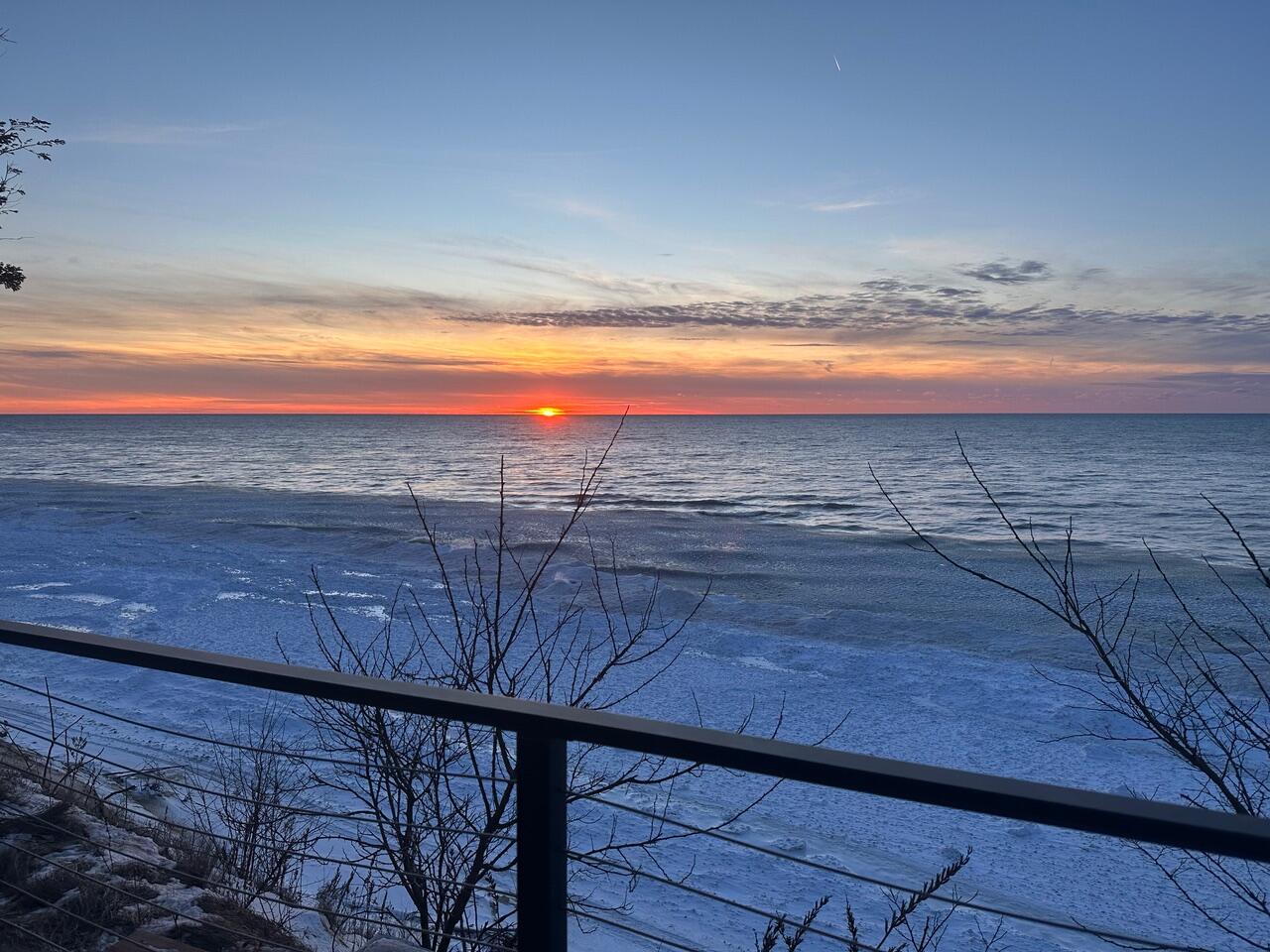 1140 Edgewater Terrace South Haven MI 49090