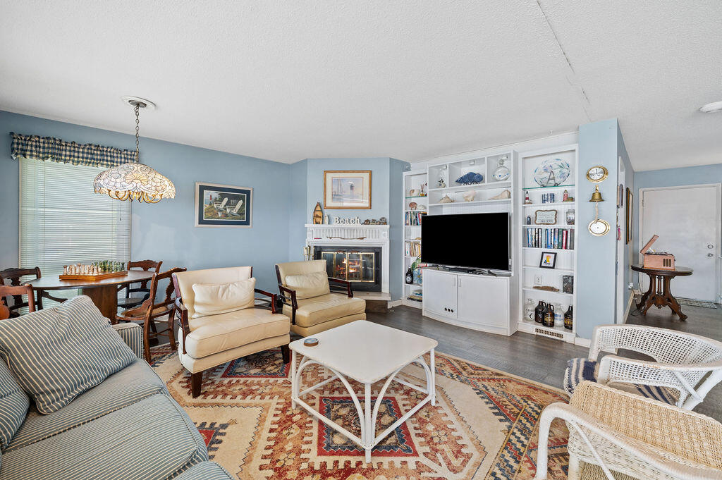 1140 Edgewater Terrace South Haven MI 49090