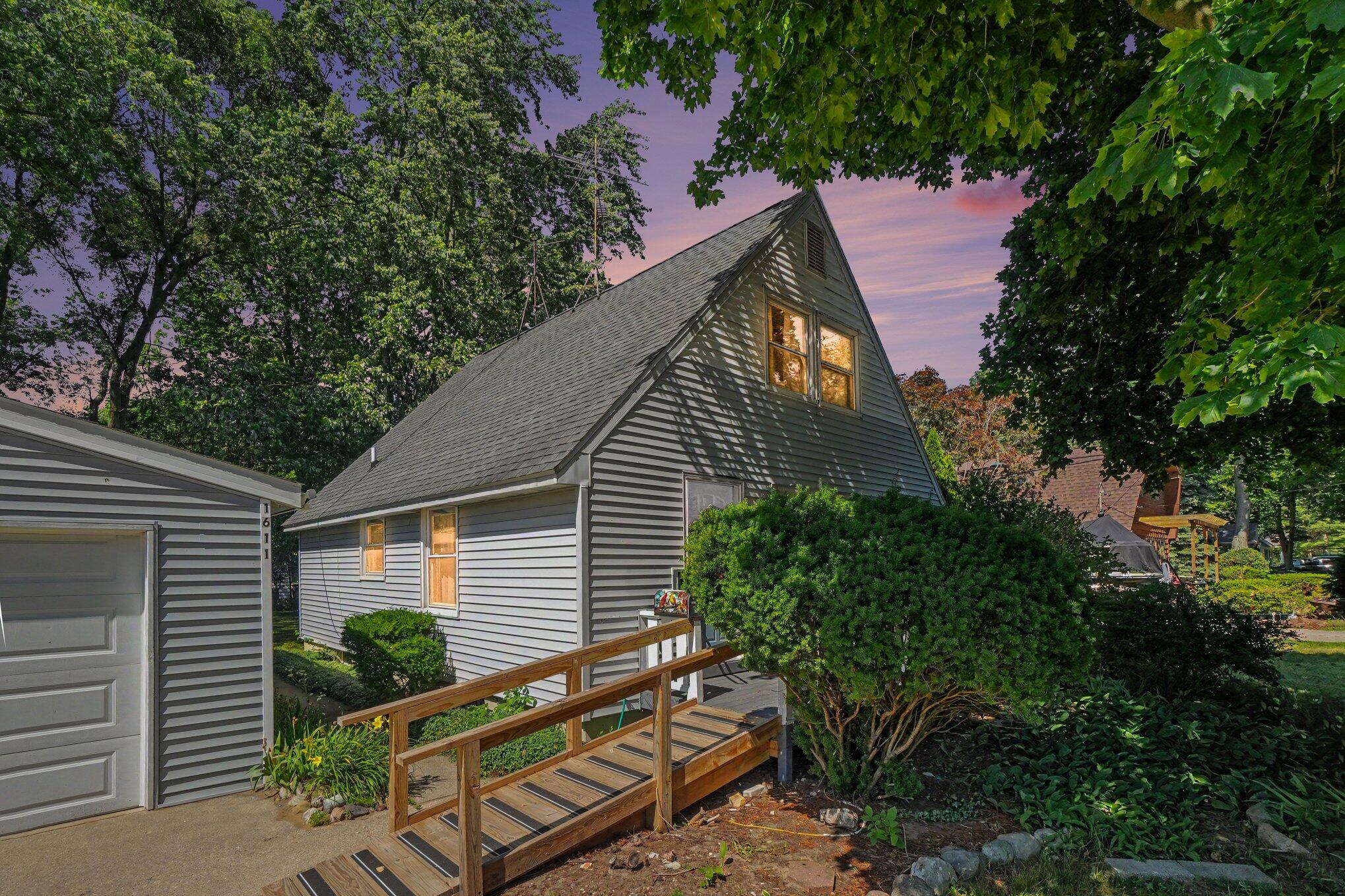 1611 Highland Street Holland MI 49423