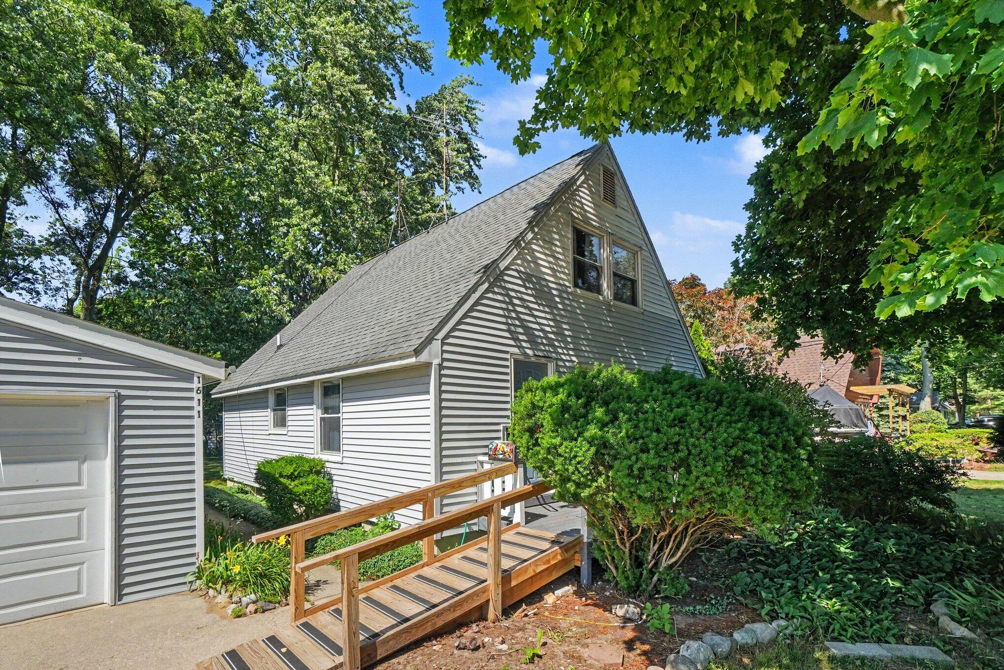 1611 Highland Street Holland MI 49423