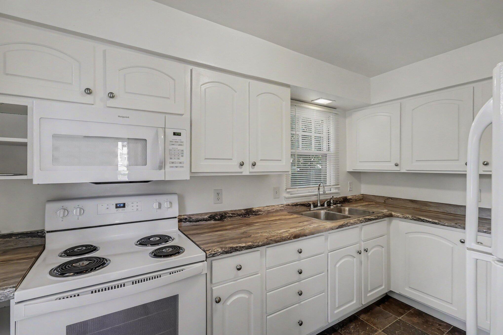 3624 Phillips Street Kalamazoo MI 49001