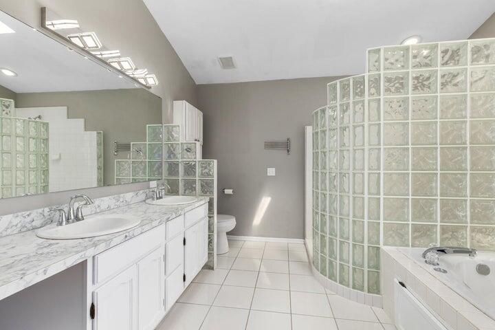7721 Sunquest Ridge Drive NE Ada MI 49301