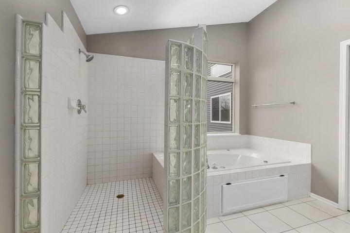 7721 Sunquest Ridge Drive NE Ada MI 49301