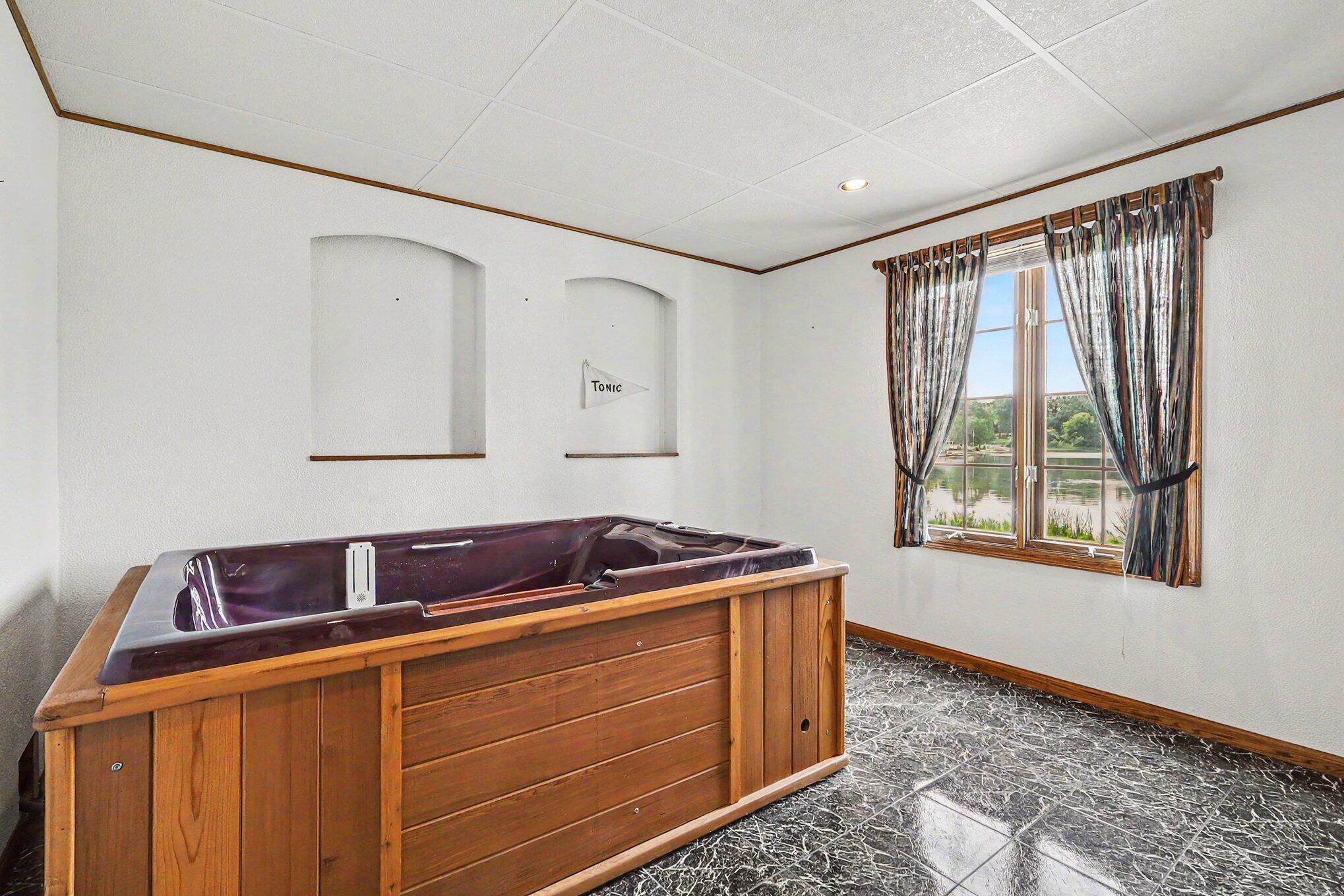 9112 Bluff Lake Street Zeeland MI 49464